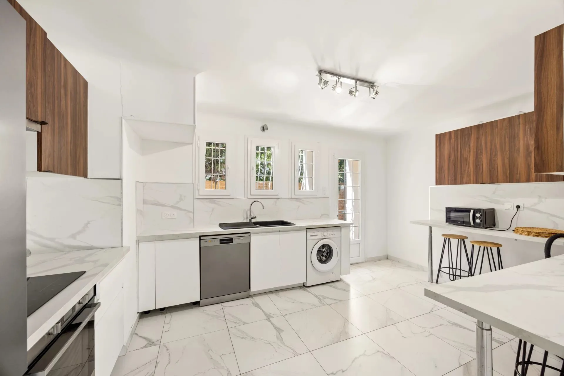 Mougins – Villa familiale avec piscine et court de tennis - 5
