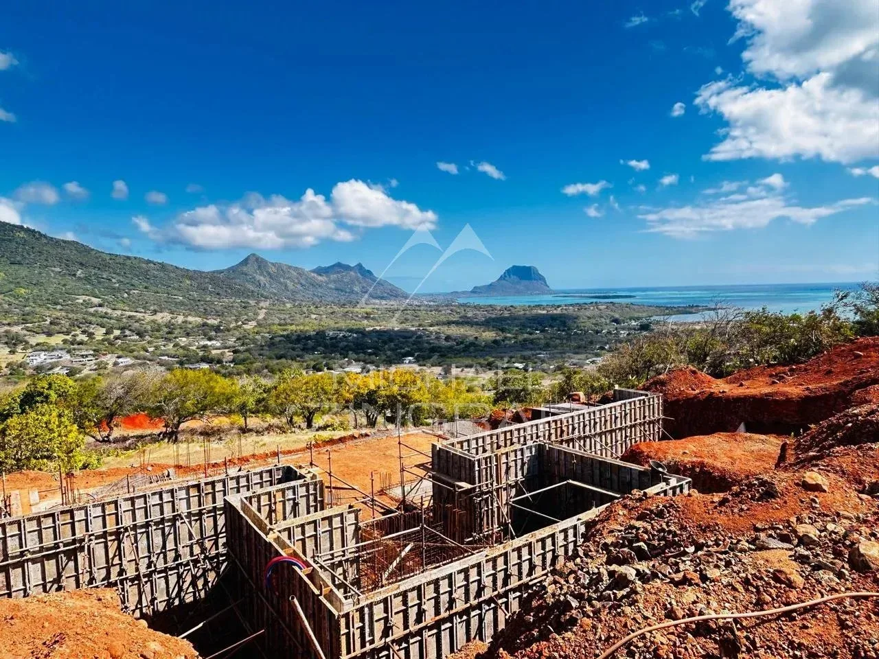 Villa d’Exception de 3 Chambres avec Vue sur les Montagnes - 15