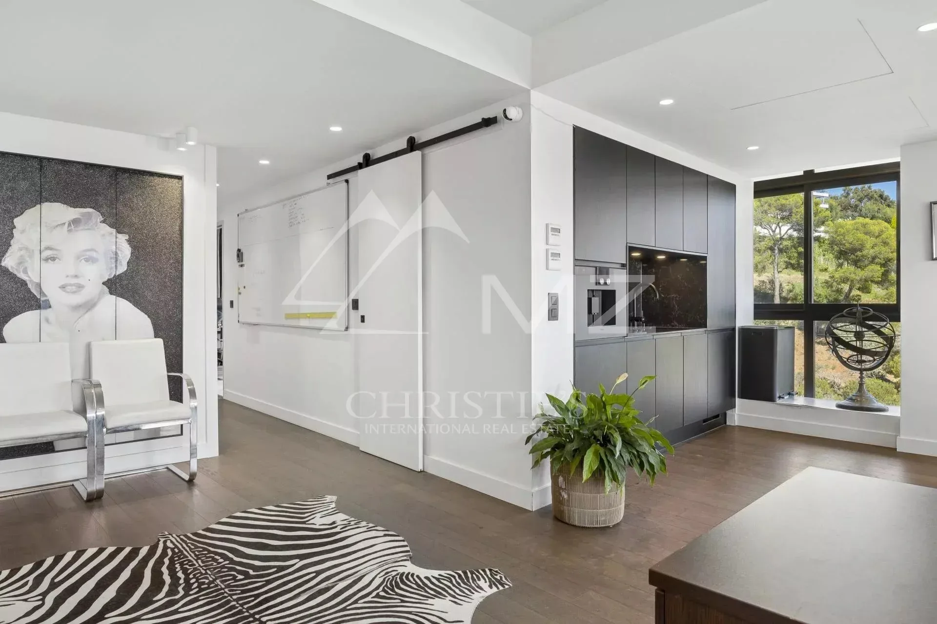 EXCLUSIVITE: Superbe 3 pièces contemporain vue mer panormaique - 8