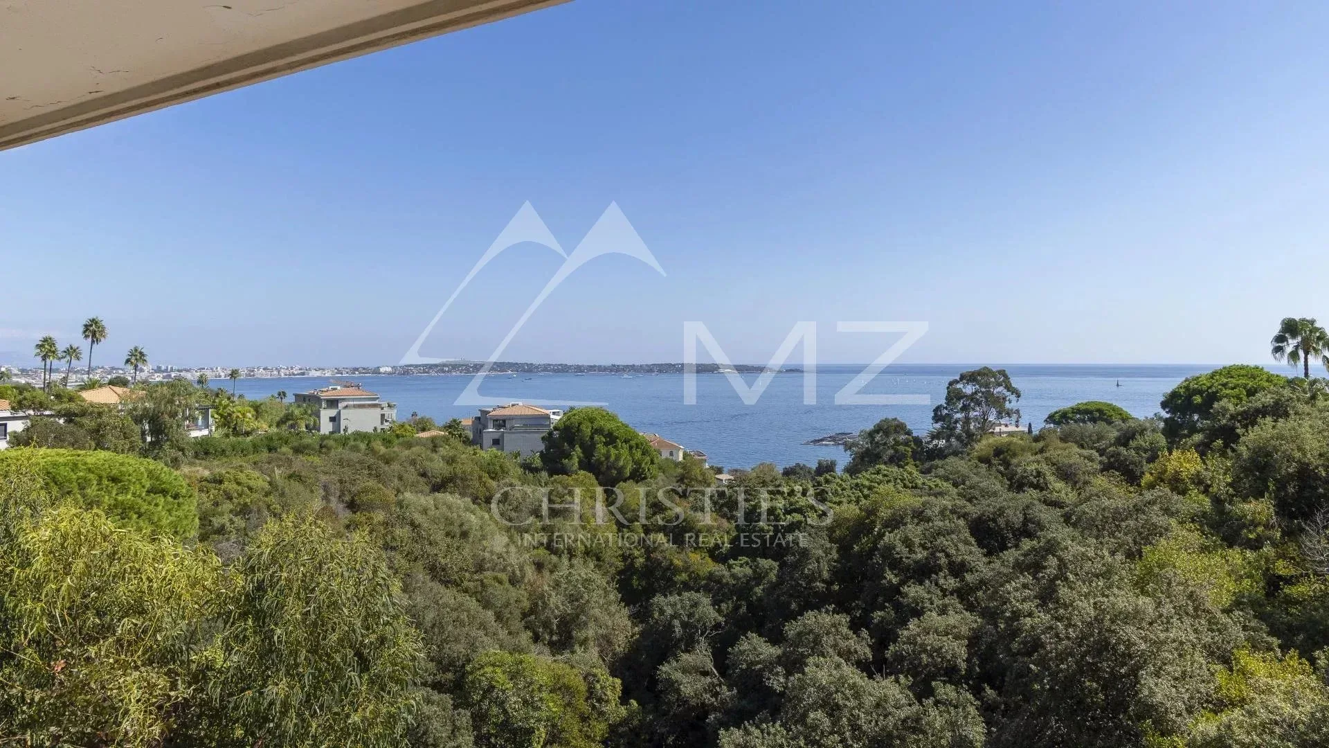 EXCLUSIVITE: Superbe 3 pièces contemporain vue mer panormaique - 2
