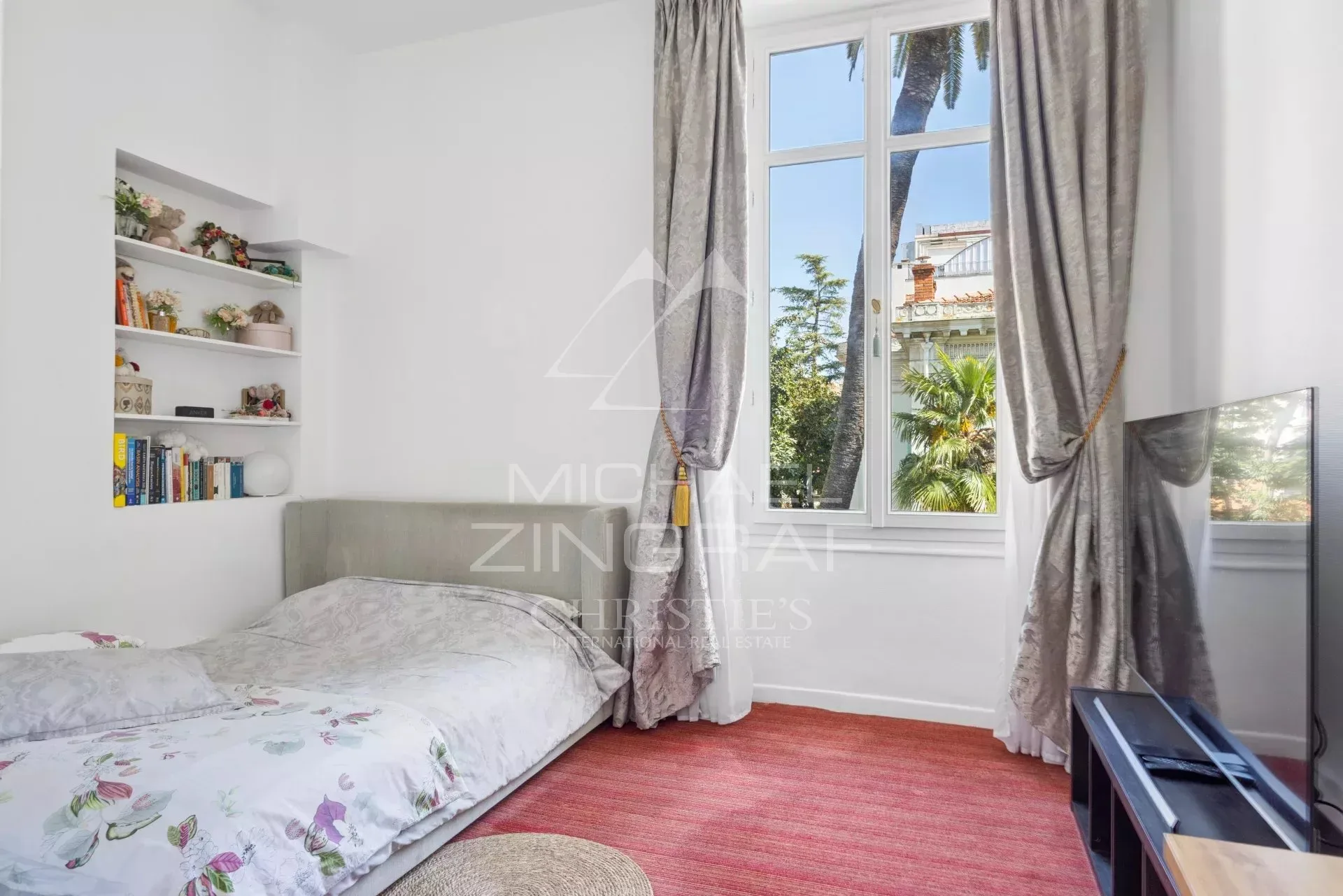 Bel appartement plein de charme, situé dans un élégant immeuble ancien de caractère - 11