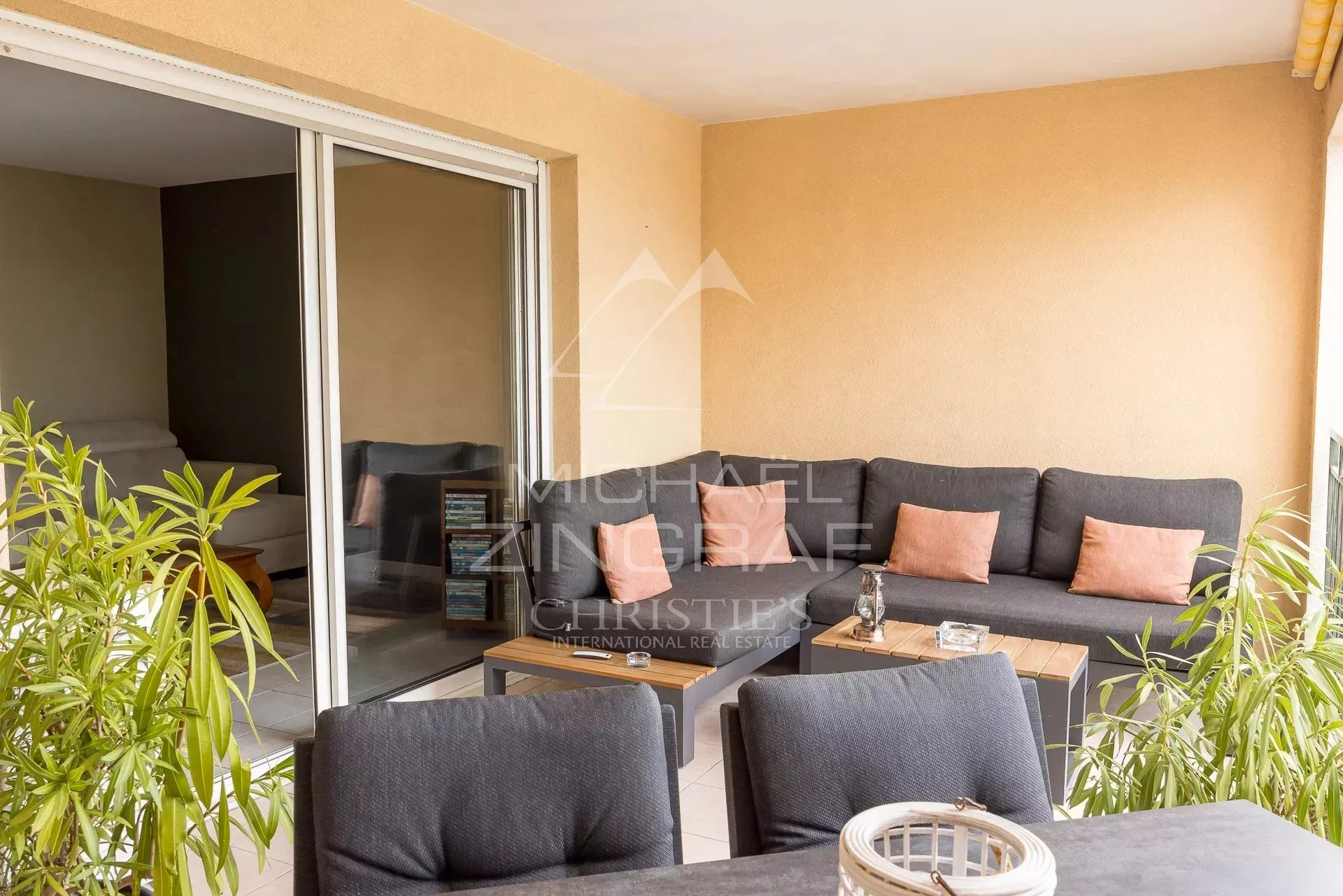 Oberstes Stockwerk – Renovierte Wohnung mit Meerblick - 6