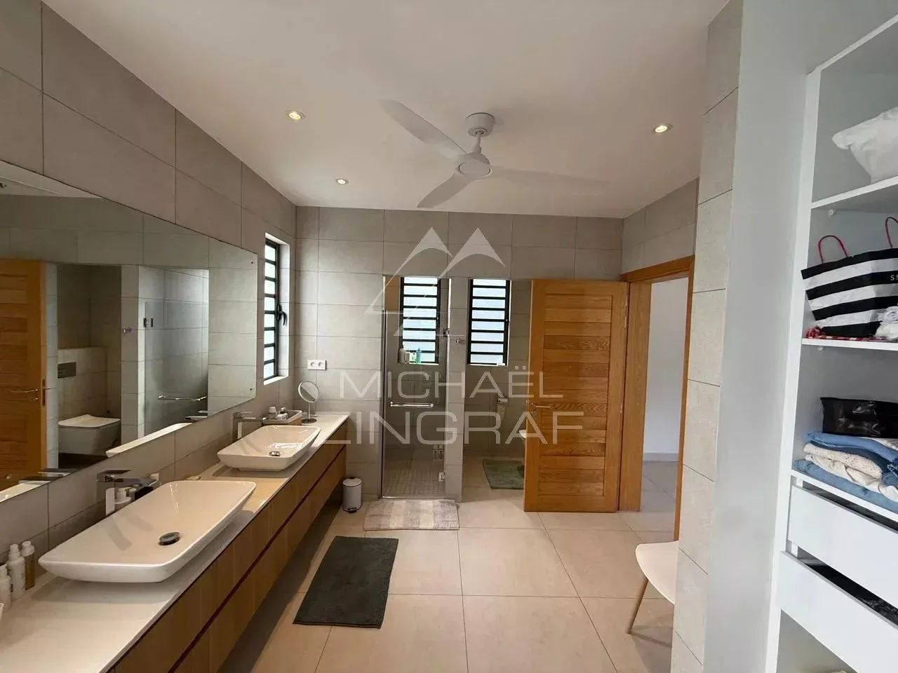 Elegant 4-Bedroom Villa with Private Pool in Forêt Daruty - 13