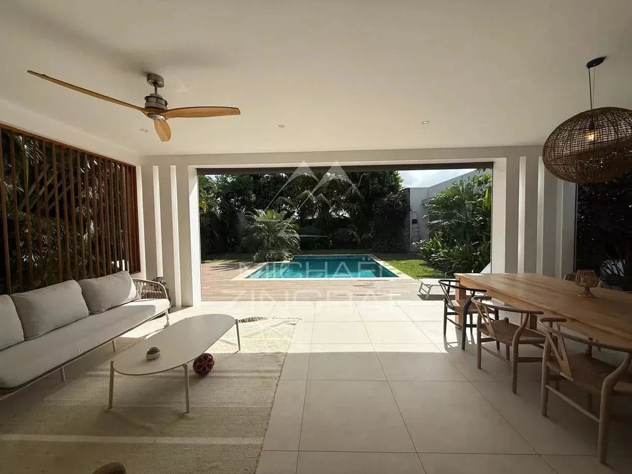 Elegant 4-Bedroom Villa with Private Pool in Forêt Daruty - 25