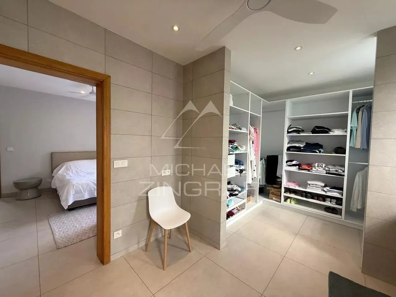 Elegant 4-Bedroom Villa with Private Pool in Forêt Daruty - 26