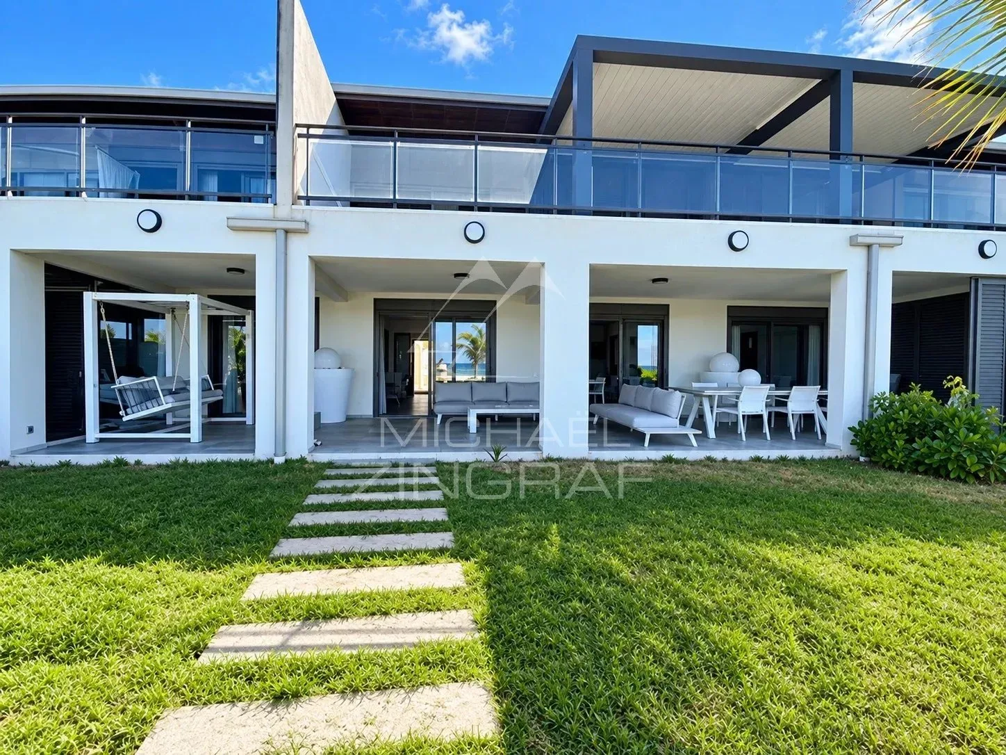 Appartement d’Exception avec Accès Direct au Lagon – Saint-Pierre - 2