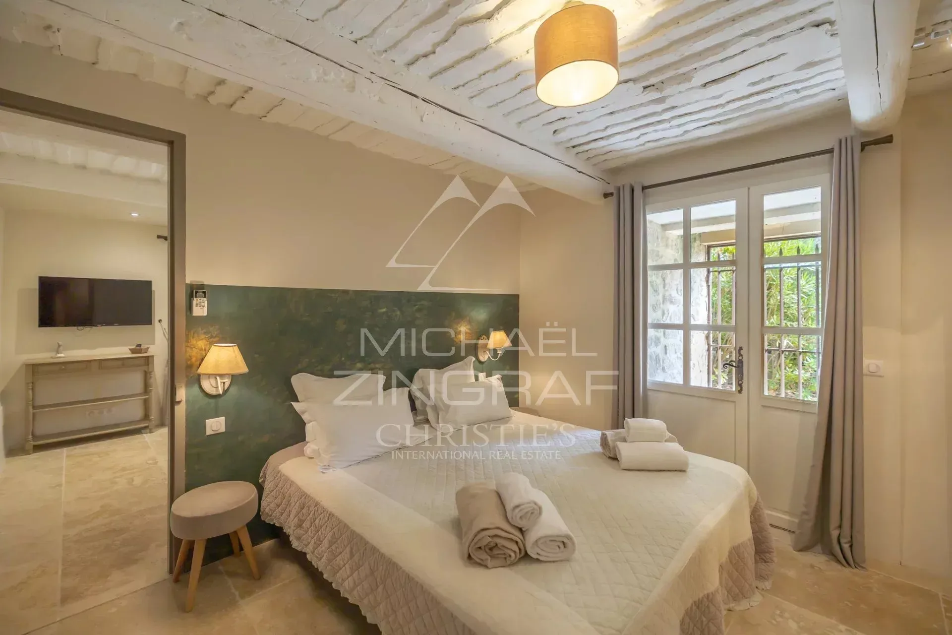 Oppède – Mas provençal de caractère avec gîtes, chambres d'hôtes et vues sur le Luberon - 13