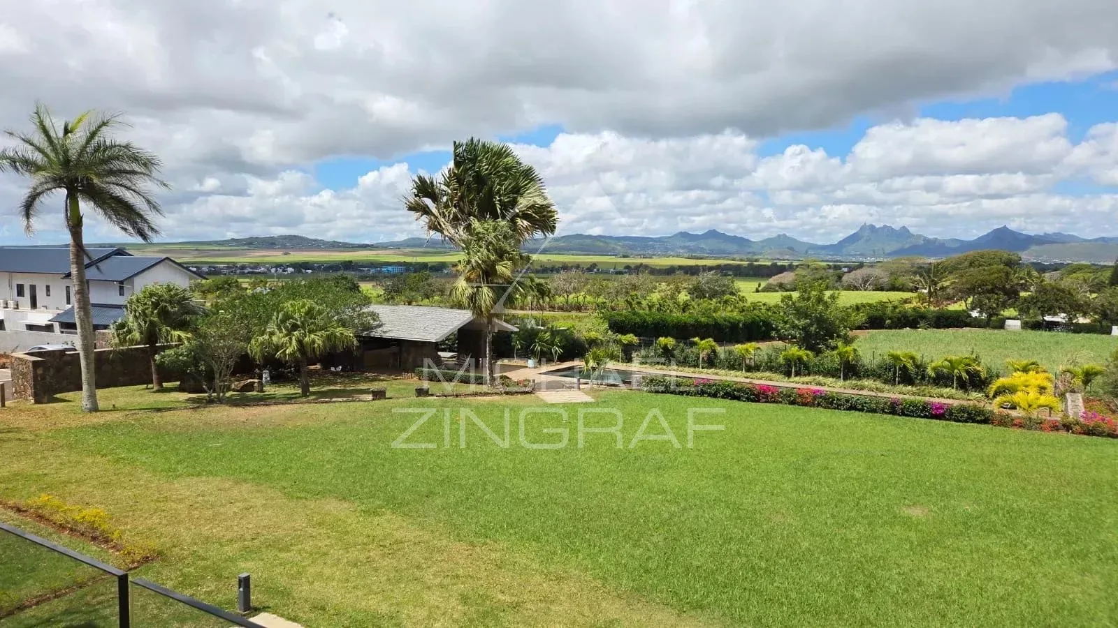 Contemporary 4 bedrooms Apartment – Belle Vue - 15