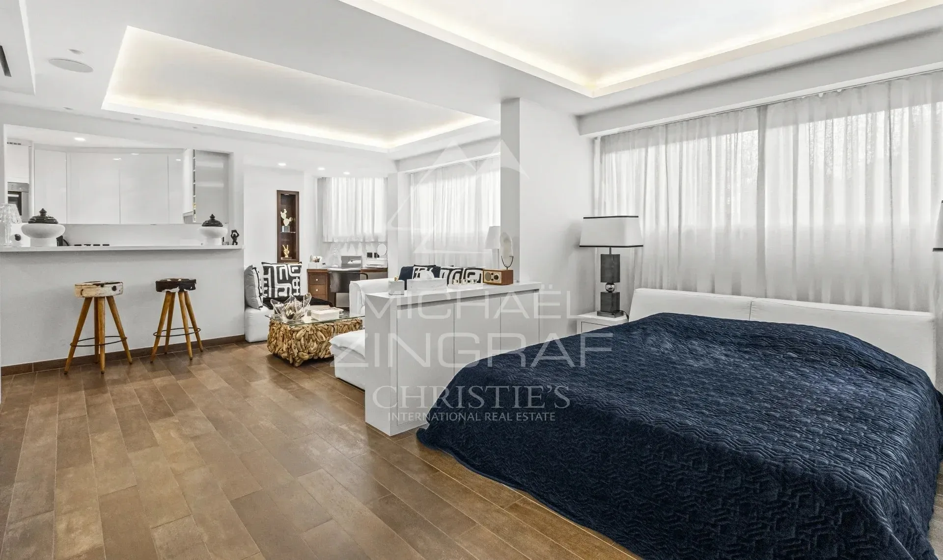 Cannes – Croisette – Studio d’exception de 53 m² face au Port Canto - 6
