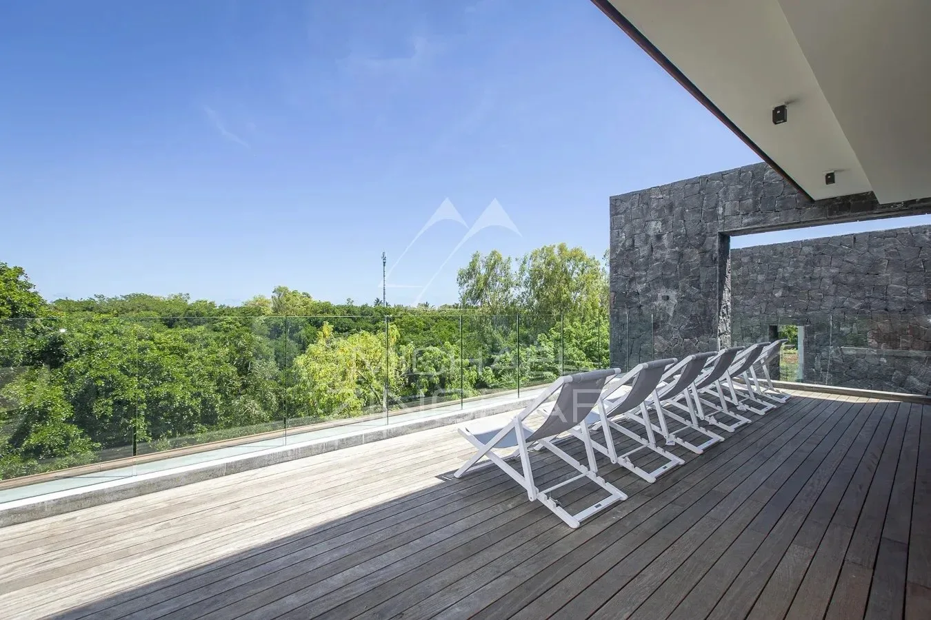 Villa de prestige avec piscine et ponton privatif privée et accès à la mer – Azuri - 12