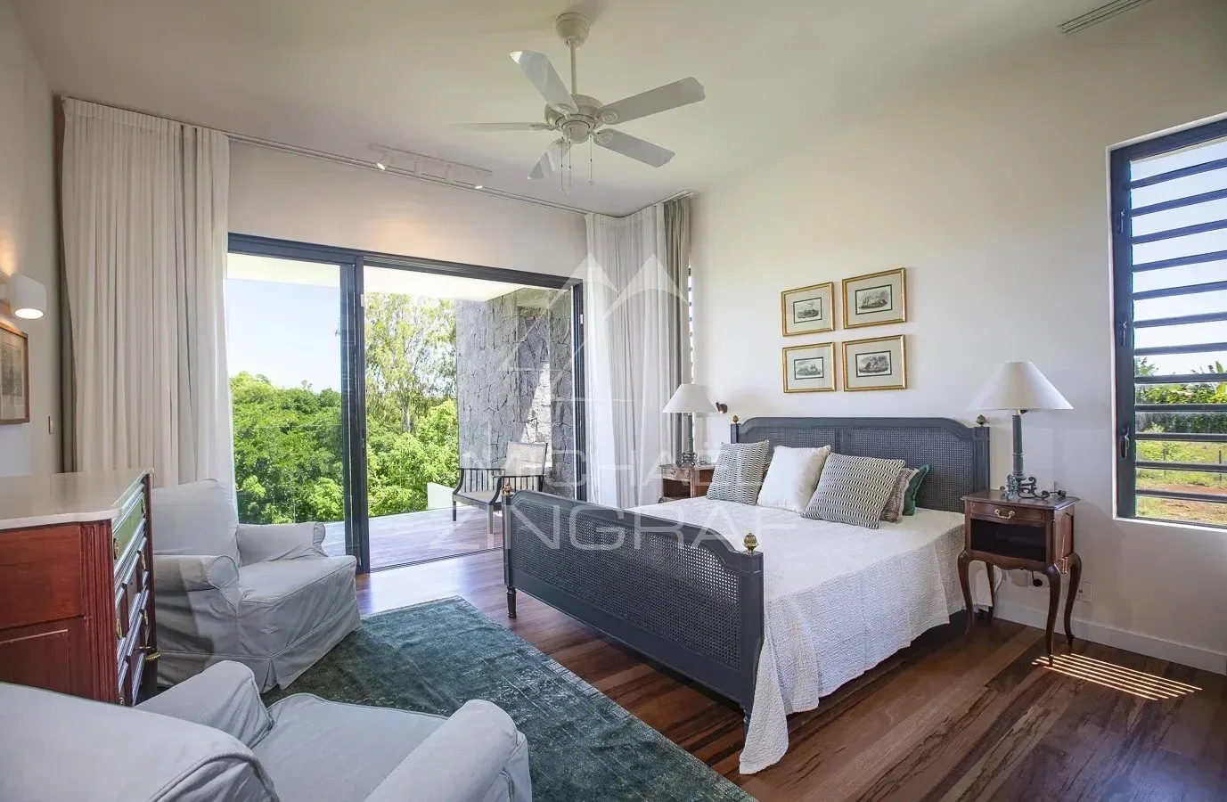Villa de prestige avec piscine et ponton privatif privée et accès à la mer – Azuri - 13