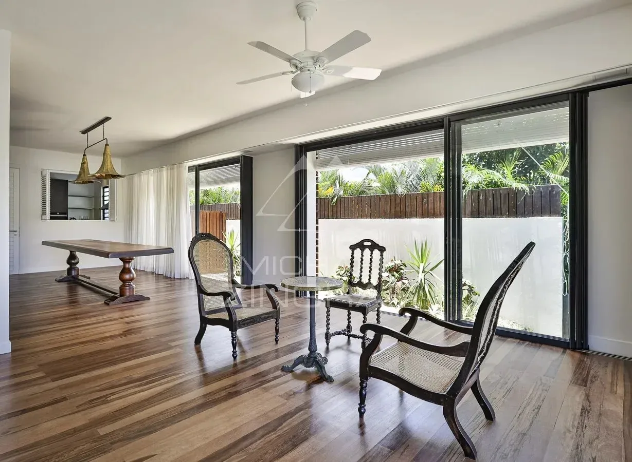 Villa de prestige avec piscine et ponton privatif privée et accès à la mer – Azuri - 31