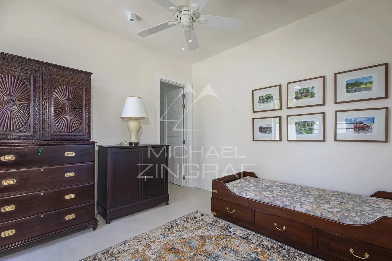 Villa de prestige avec piscine et ponton privatif privée et accès à la mer – Azuri - 33