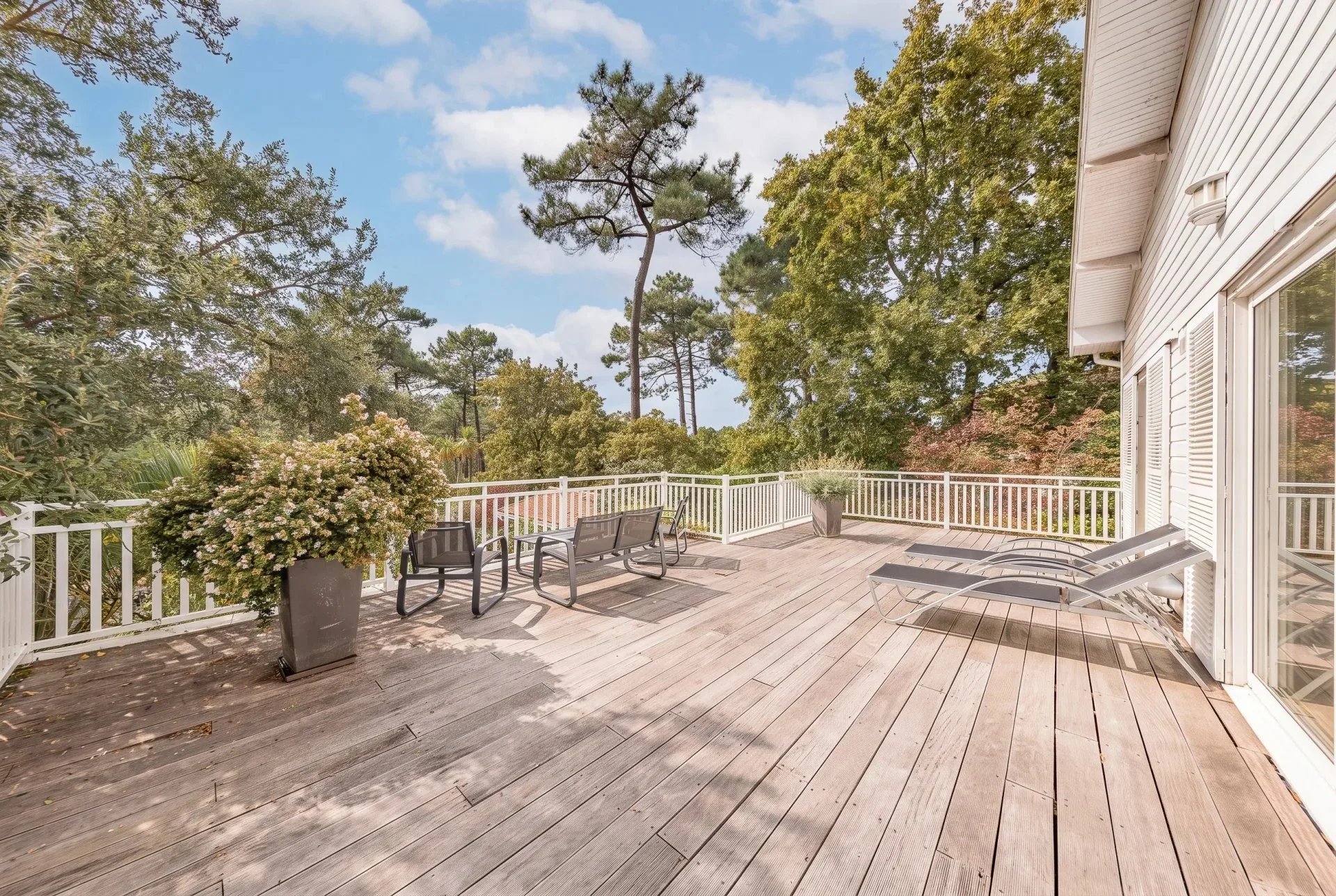 Pyla sur Mer - Une propriété en lisière de forêt et à proximité immédiate du Golf d'Arcachon - 17