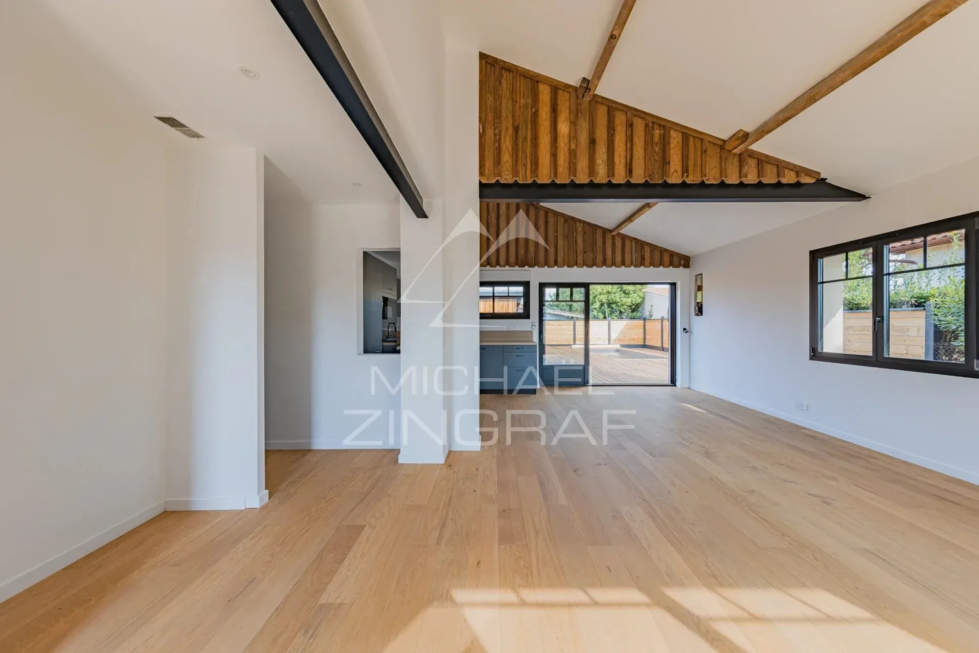LA HUME – ELEGANTE, RENOVIERTE VILLA MIT POOL UND SEPARATEM GÄSTEHAUS - 8