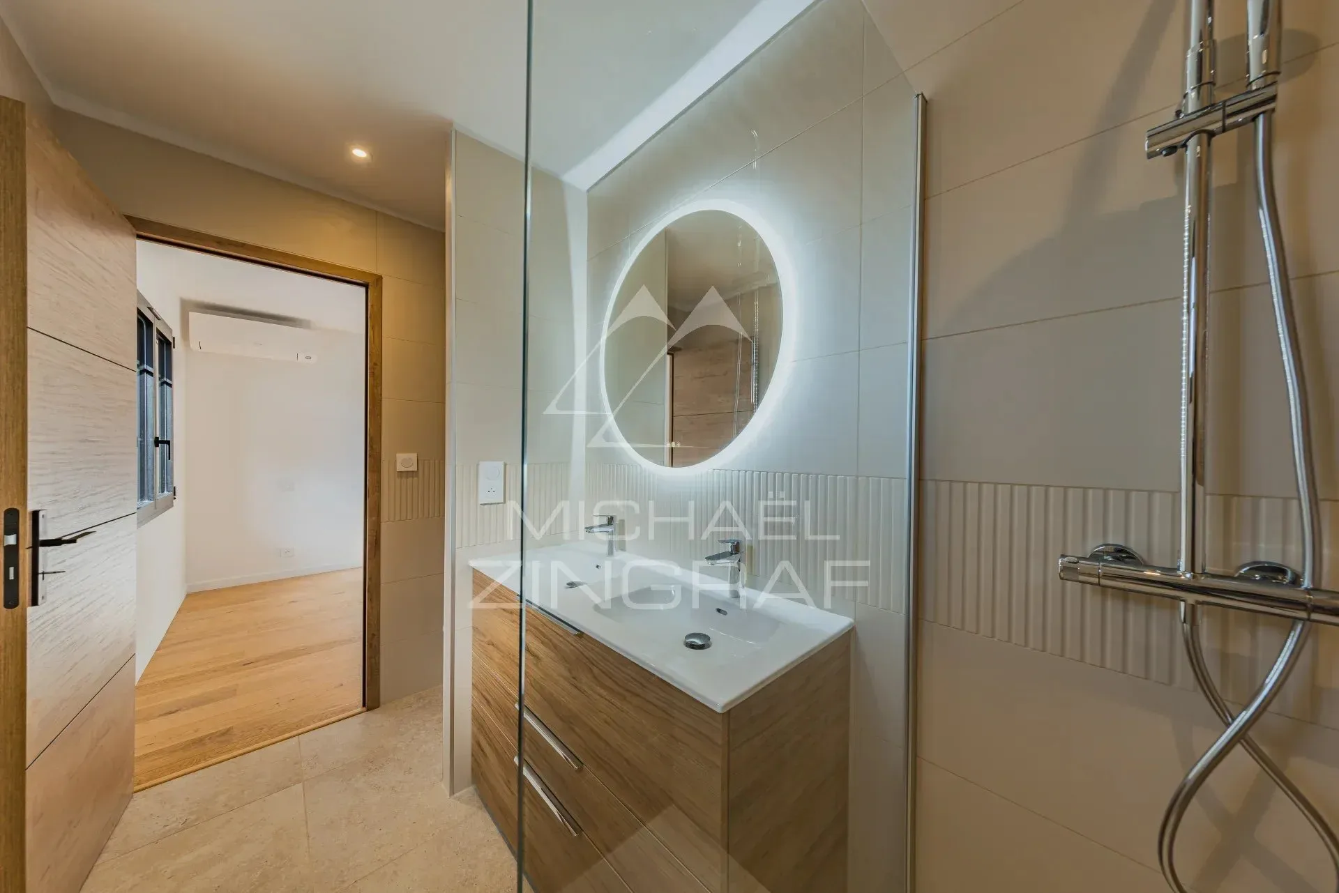 LA HUME – ELEGANTE, RENOVIERTE VILLA MIT POOL UND SEPARATEM GÄSTEHAUS - 15