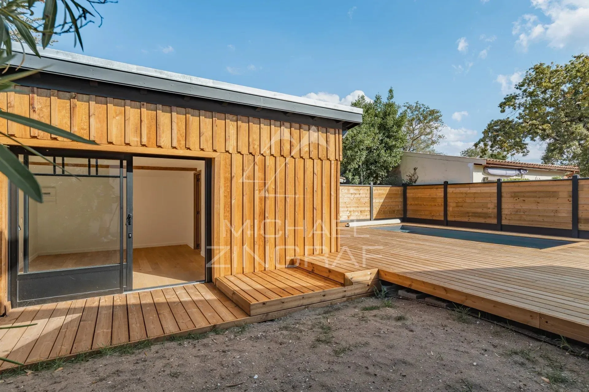 LA HUME – ELEGANTE, RENOVIERTE VILLA MIT POOL UND SEPARATEM GÄSTEHAUS - 18