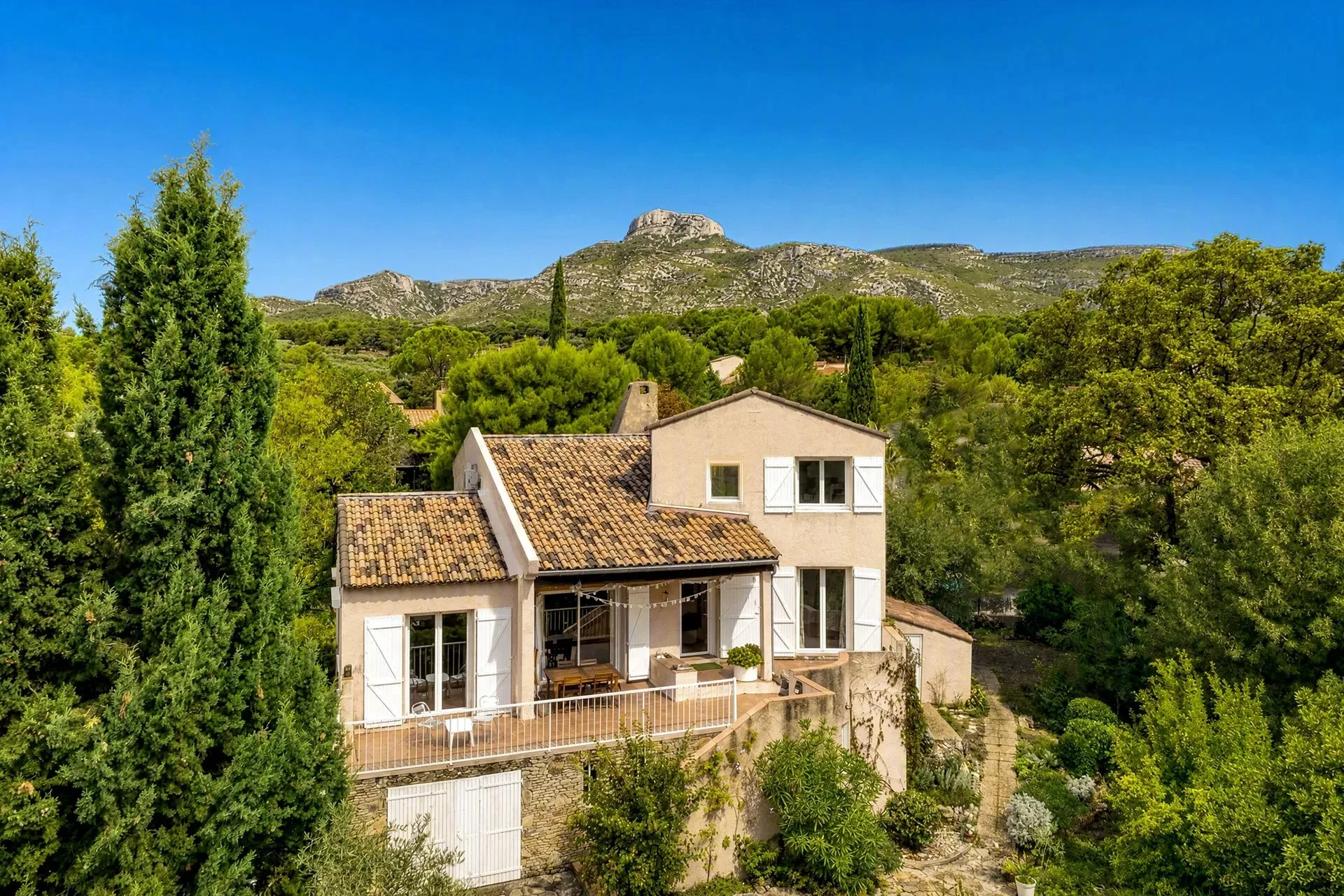 Maison d'architecte au pied du Garlaban - 2