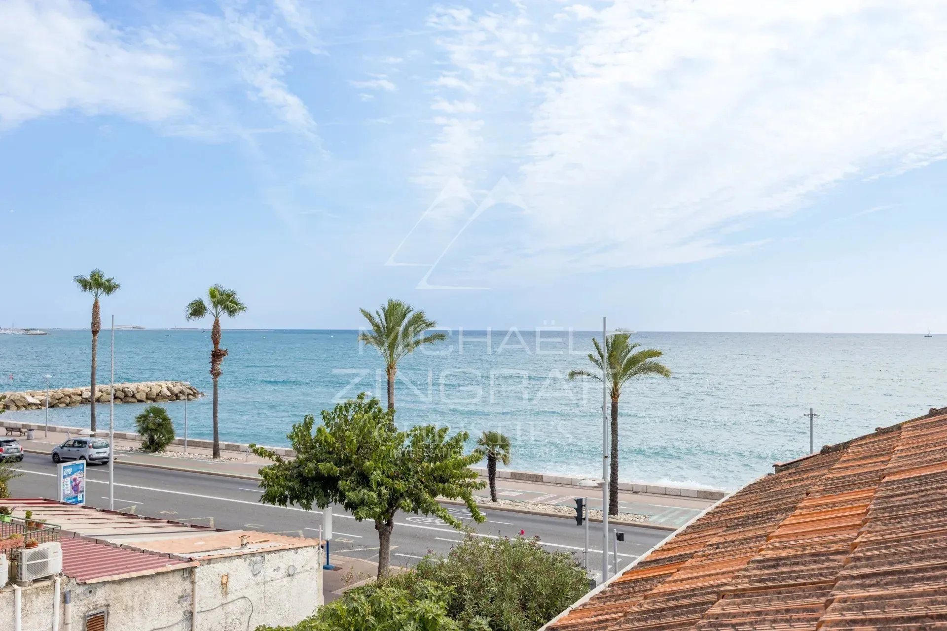 Bei Nizza – Cros-de-Cagnes – Renoviertes Haus mit Dachterrasse und Meerblick