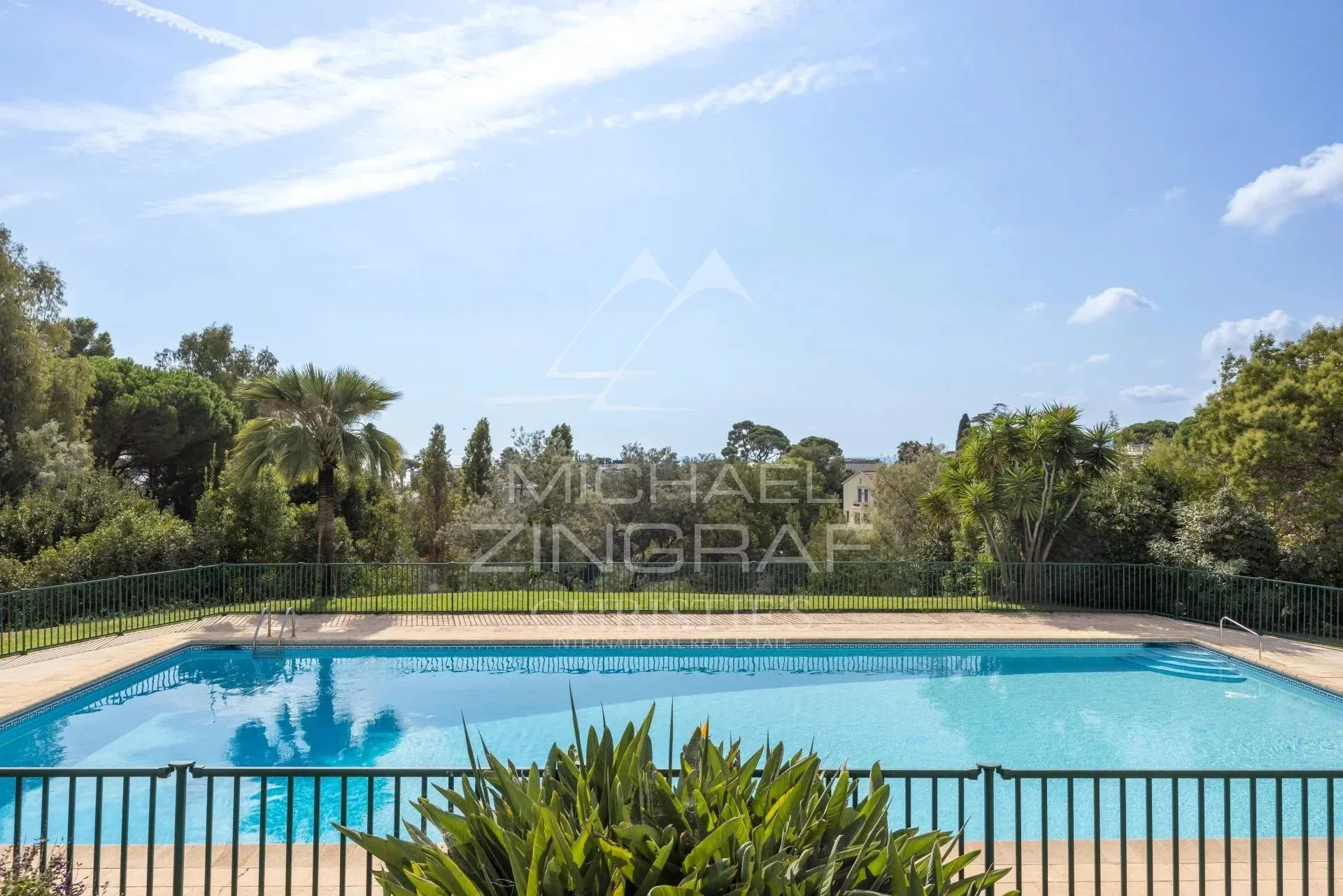 Penthouse - Cannes - Croix des Gardes - 13