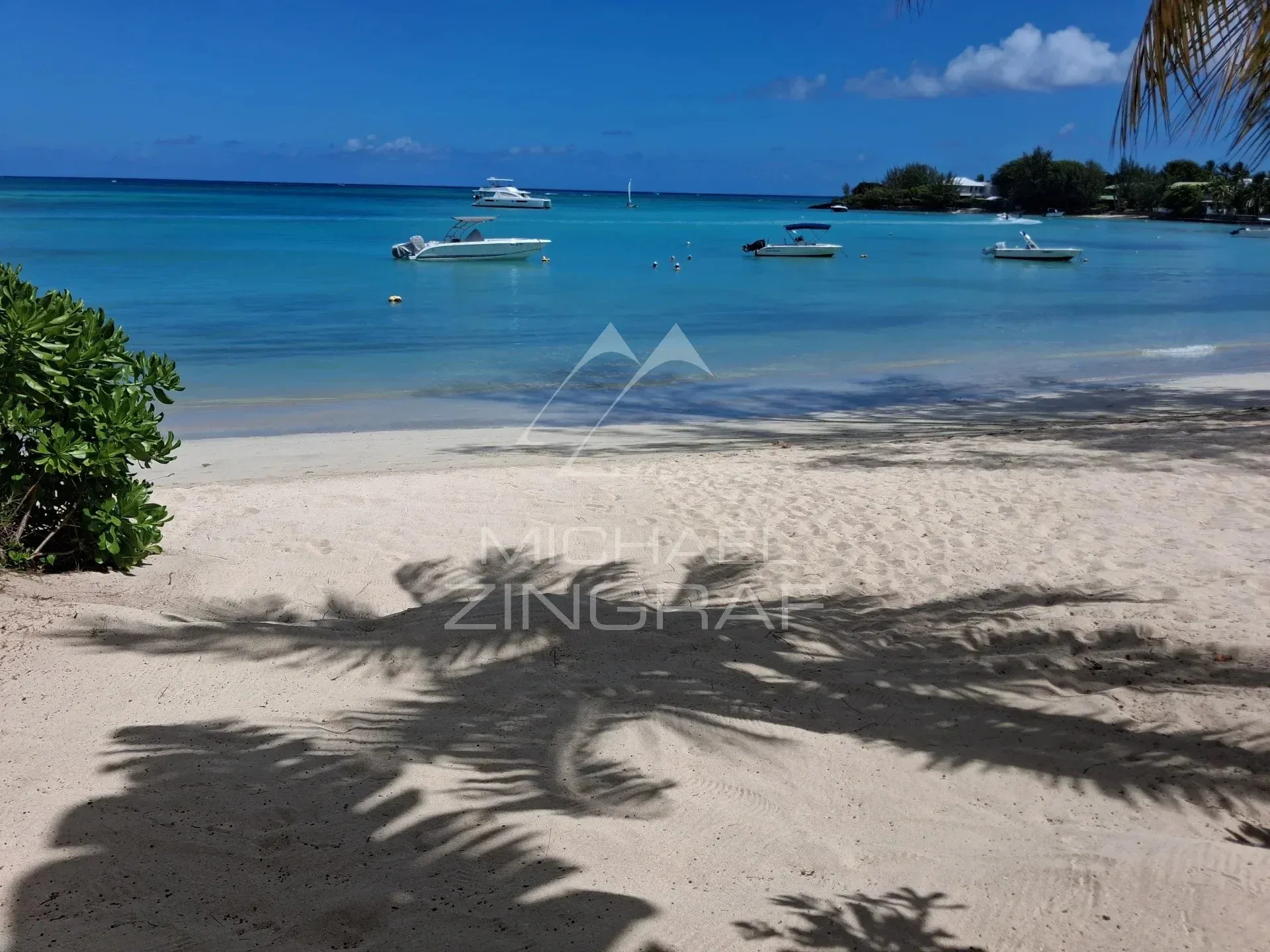 3-Bedroom Duplex Villa with Private Pool and beach access - 12