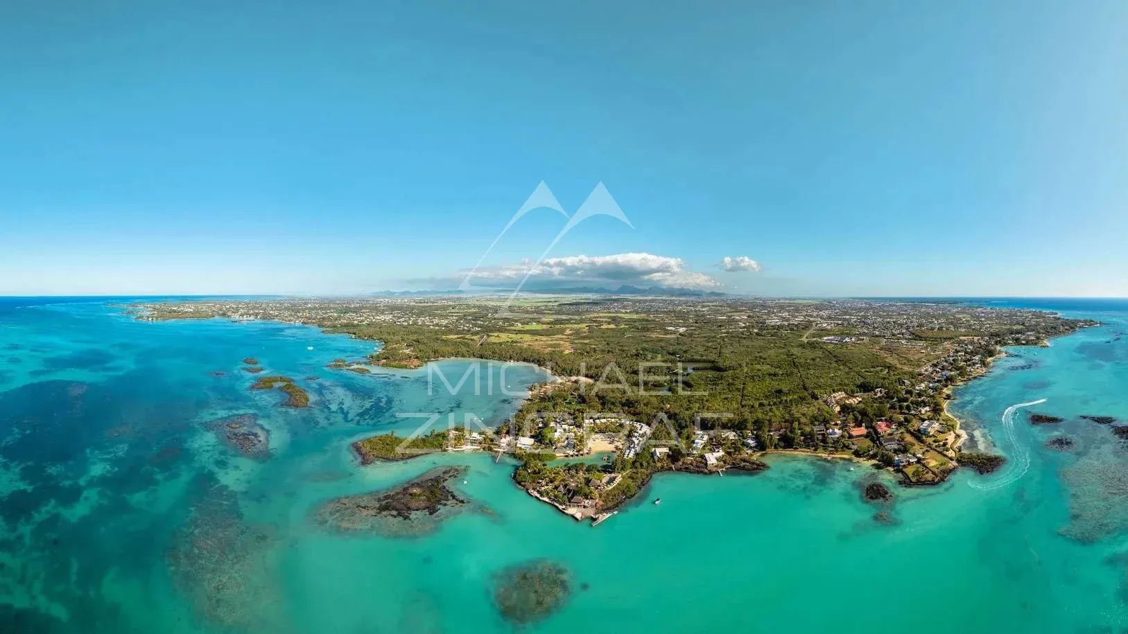 Île Maurice – Villas de Prestige de 4 Chambres au Cœur de la Nature à Anse La Raie - 5