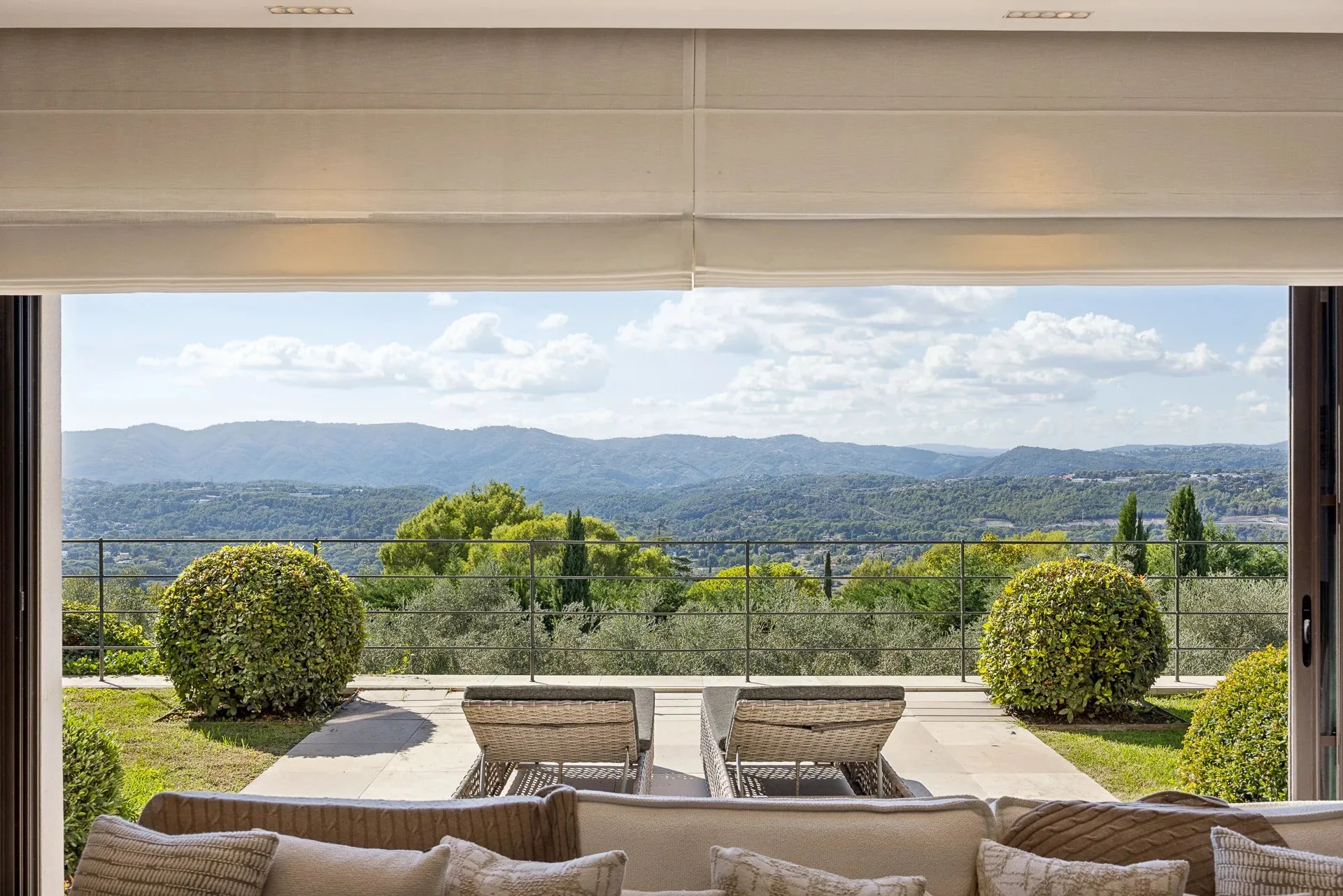 Proche Mougins – Bastide moderne, panorama d’exception - 5