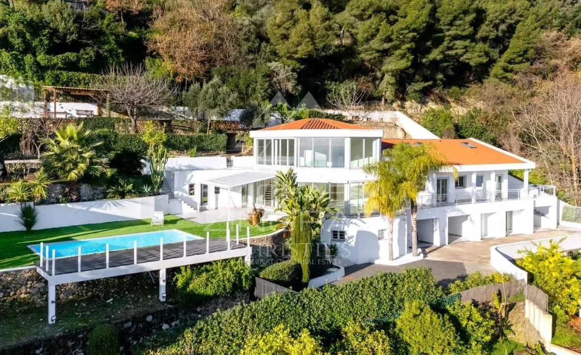Roquebrune-Cap-Martin - Magnifique Villa proche Monaco