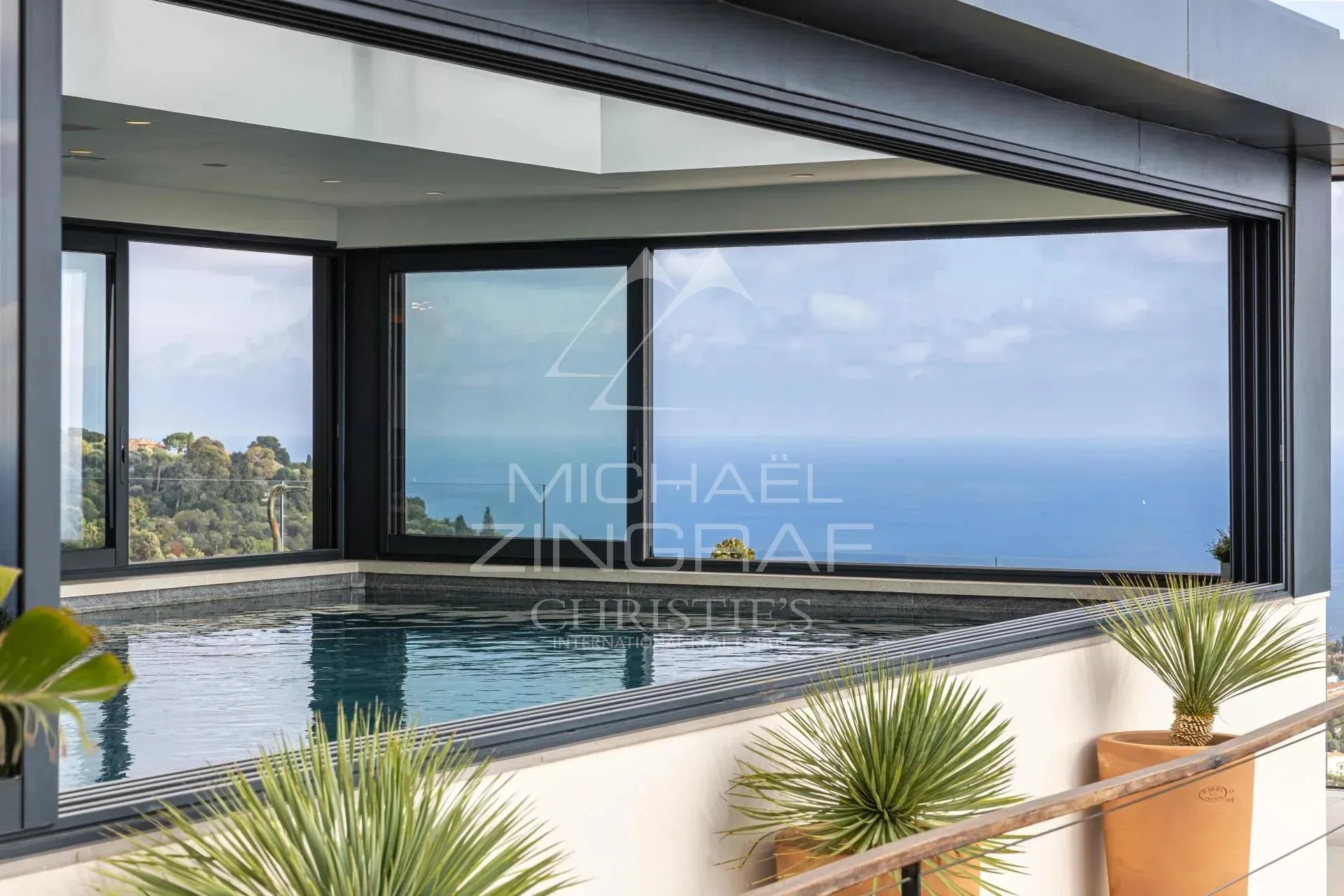 VILLA CONTEMPORAINE D’EXCEPTION AVEC ROOFTOP ET VUE PANORAMIQUE SUR LA RADE - 5