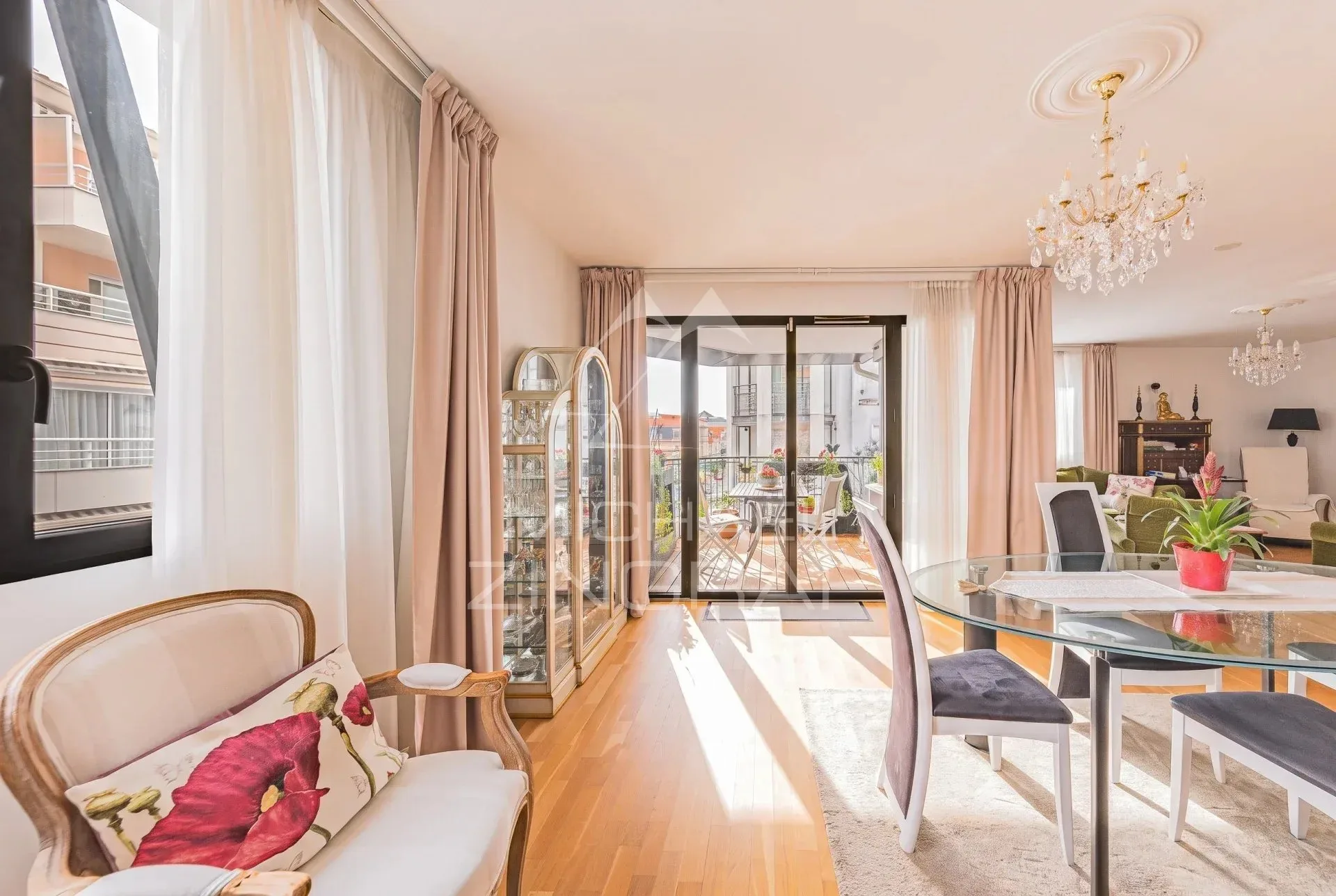 ARCACHON STADTZENTRUM 2 SCHLAFZIMMER 2 DUSCHBADEZIMMER BALKONE IN STRANDNÄHE - 4