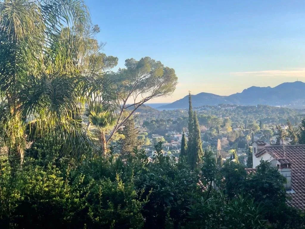 Mougins – Charmante Villa in fußläufiger Entfernung zu den Geschäften - 33
