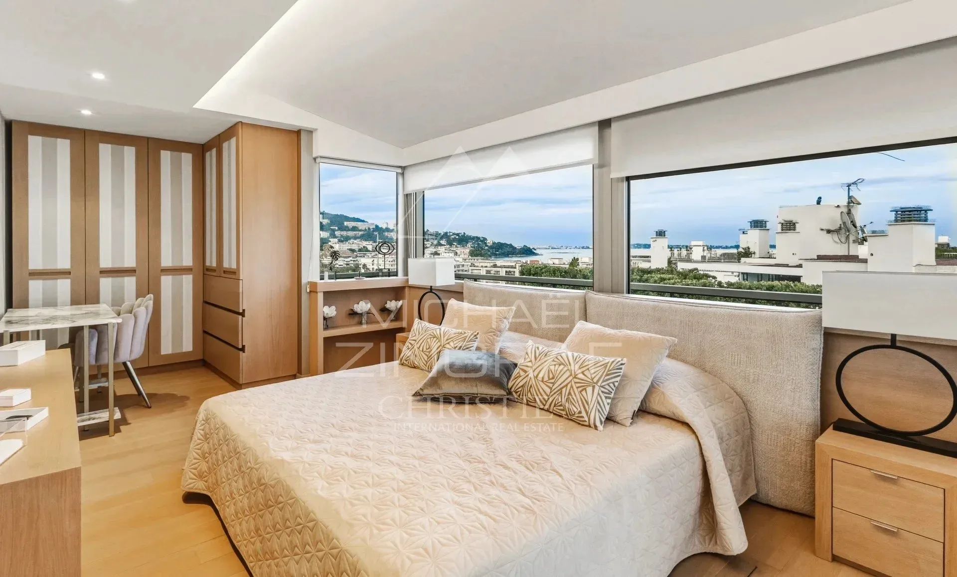 Cannes - Croisette - Penthouse Vue Mer Panoramique - 18