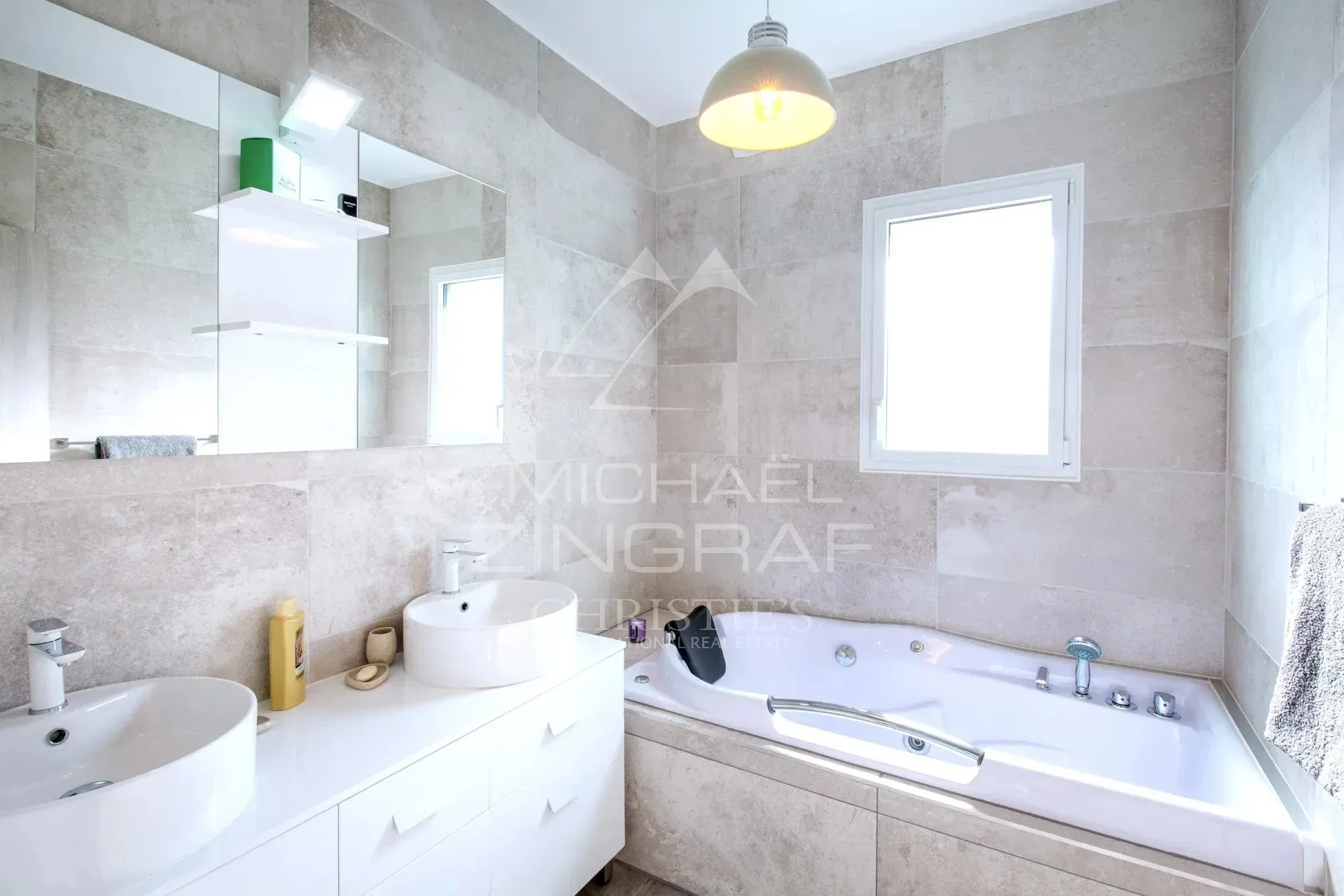 SAINT-RAPHAËL - RARE PROPRIÉTÉ CONTEMPORAINE - 8