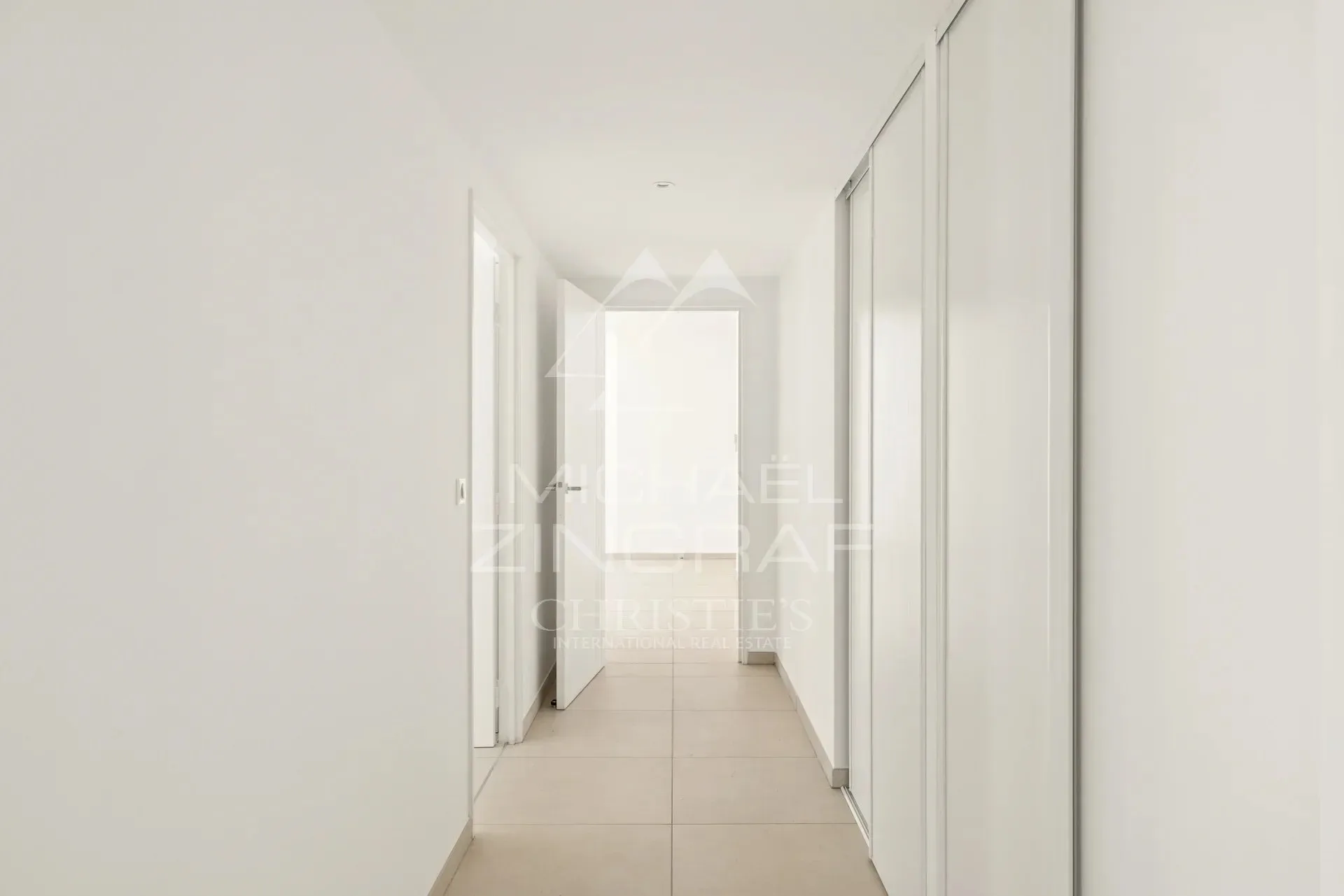 EXCLUSIVITÉ – NICE CENTRE / À PROXIMITÉ DU CARRÉ D’OR | 3 PIÈCES – 78 M² – ÉTAGE ÉLEVÉ - 11