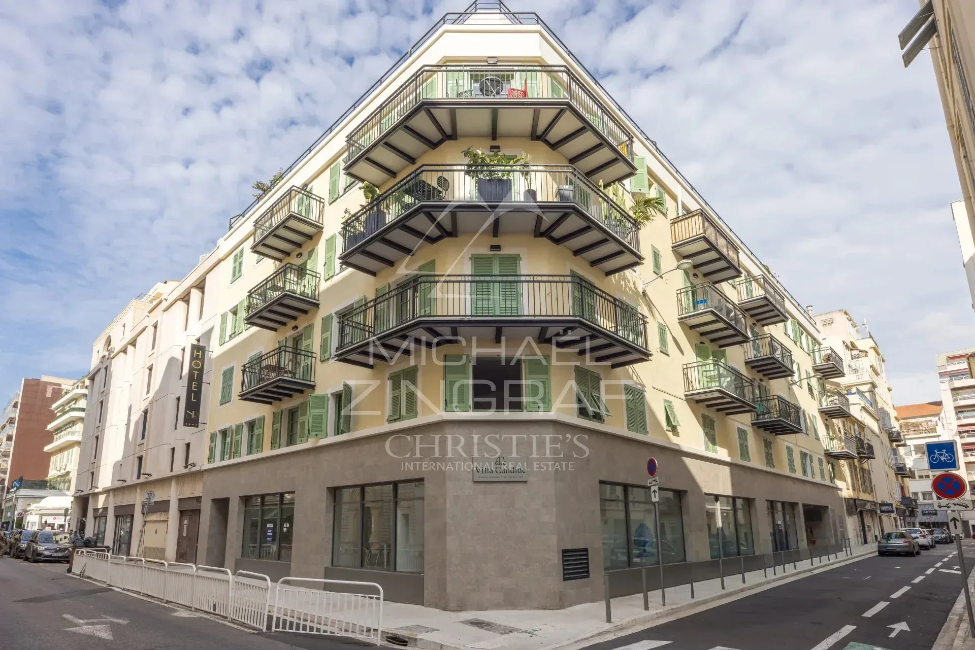 EXCLUSIVITÉ – NICE CENTRE / À PROXIMITÉ DU CARRÉ D’OR | 3 PIÈCES – 78 M² – ÉTAGE ÉLEVÉ - 13