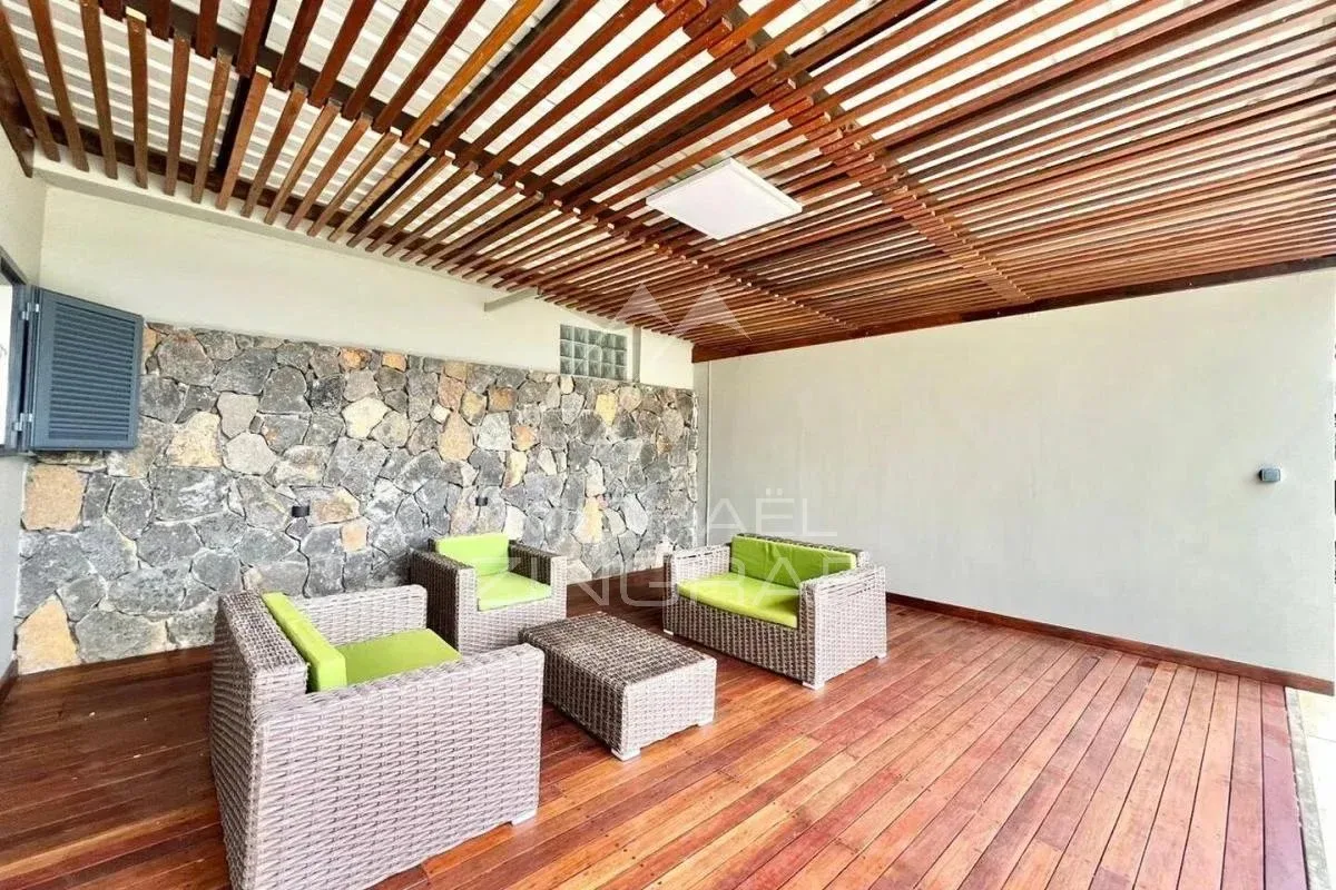 Villa élégante de 4 chambres avec vue mer – Vieux Grand Port - 12