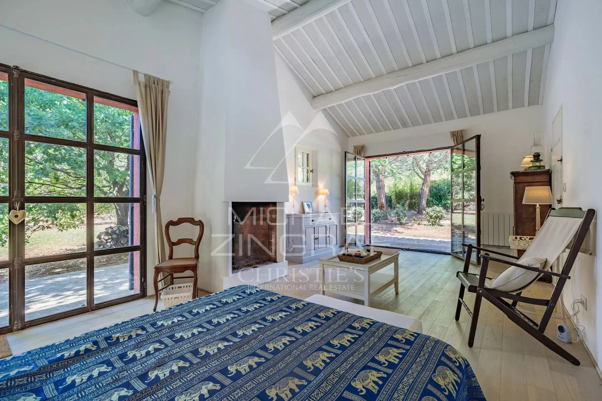 Roussillon - Charmante maison avec piscine - 8