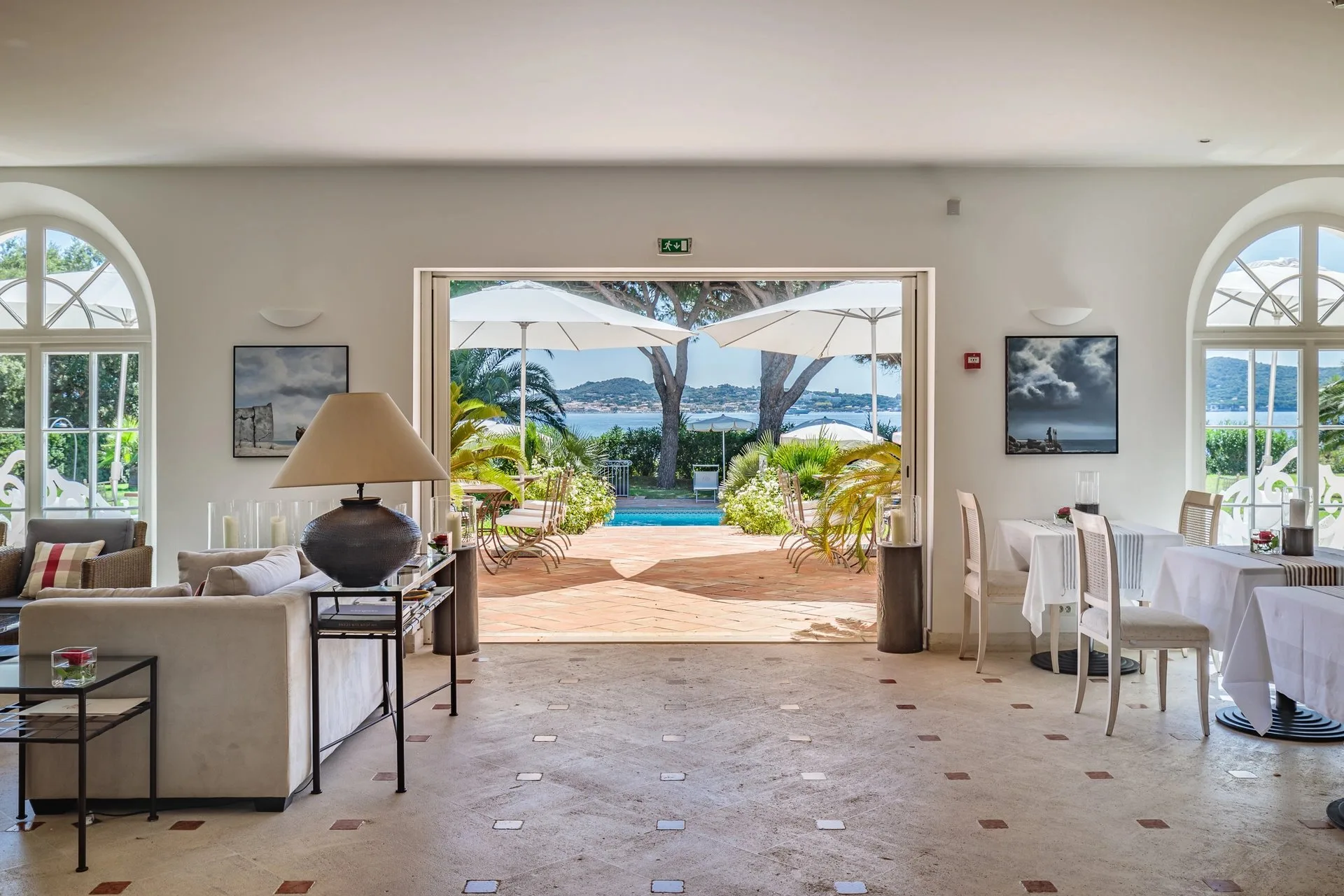 Propriété de prestige face à la mer, à pied de la plage - 14