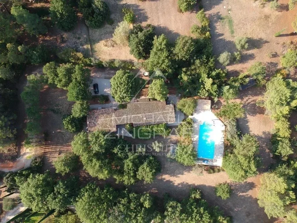 Roussillon - Charmante maison avec piscine - 12