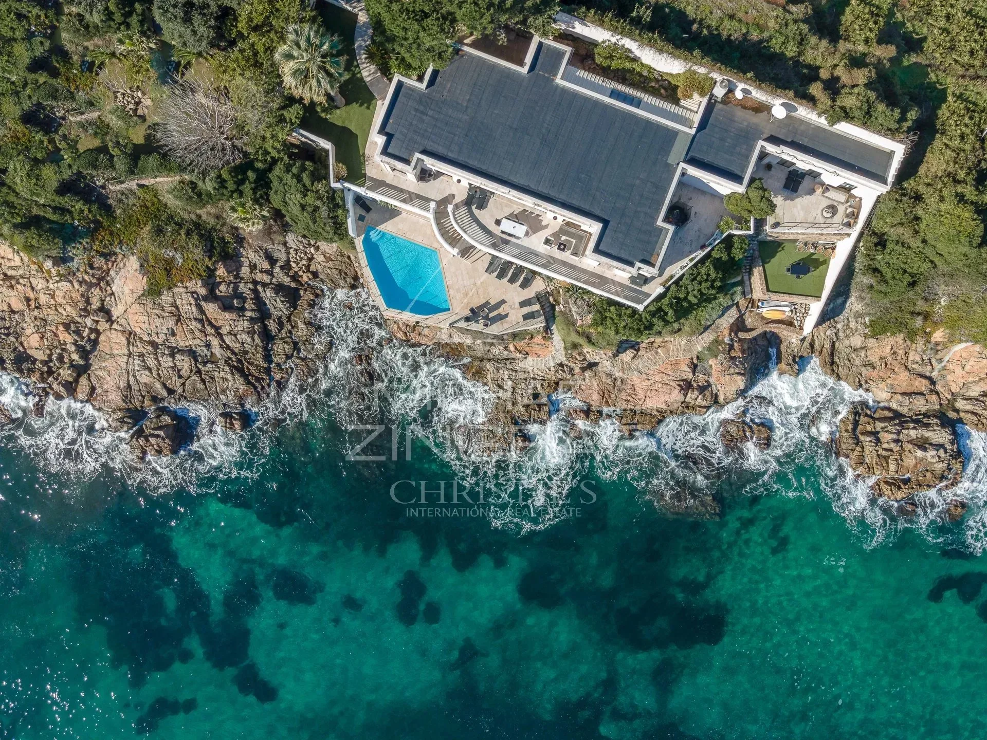 Cannes - Véritable propriété pieds dans l’eau - 10