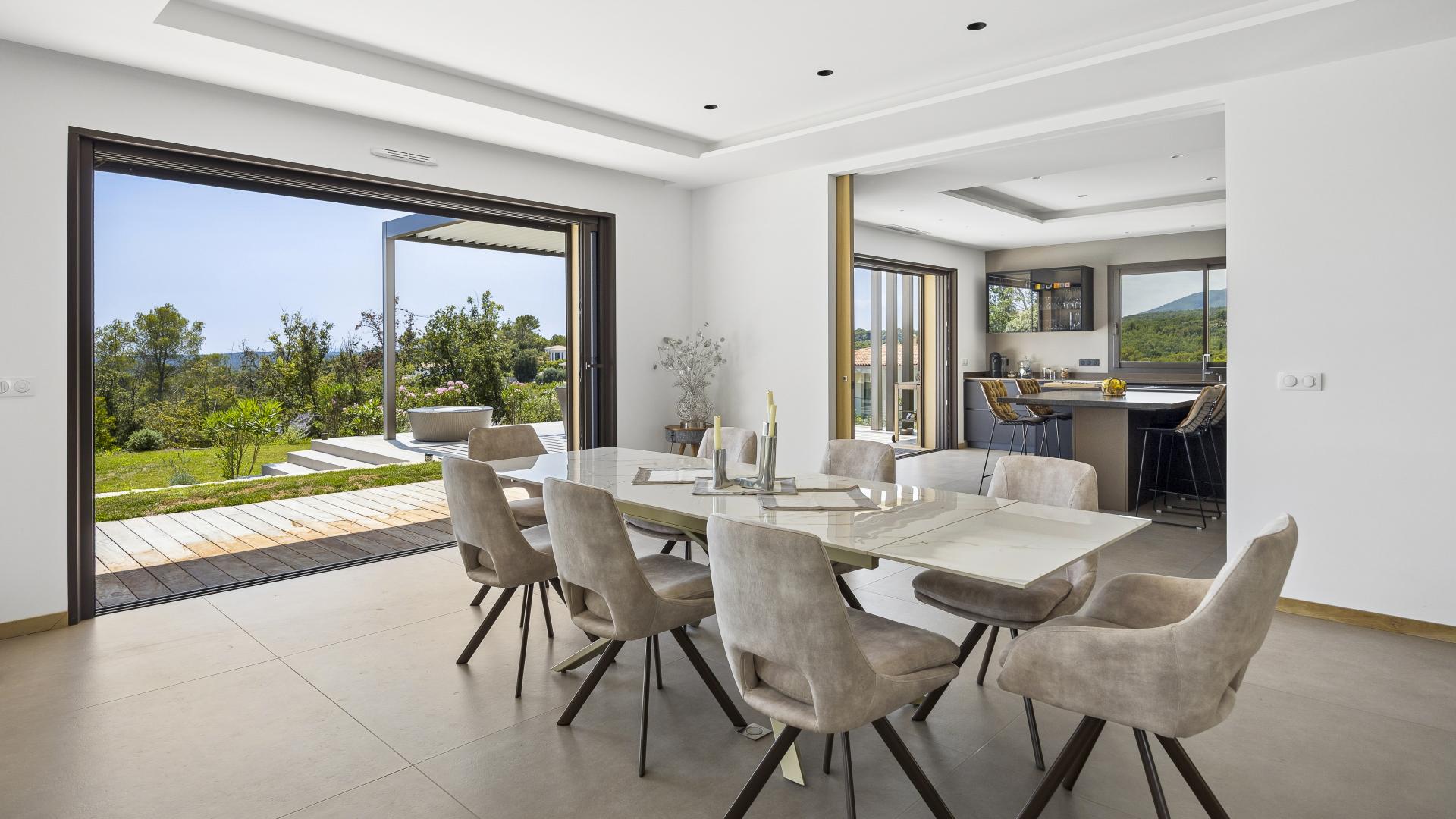 Une signature architecturale contemporaine avec panorama d'exception - 17