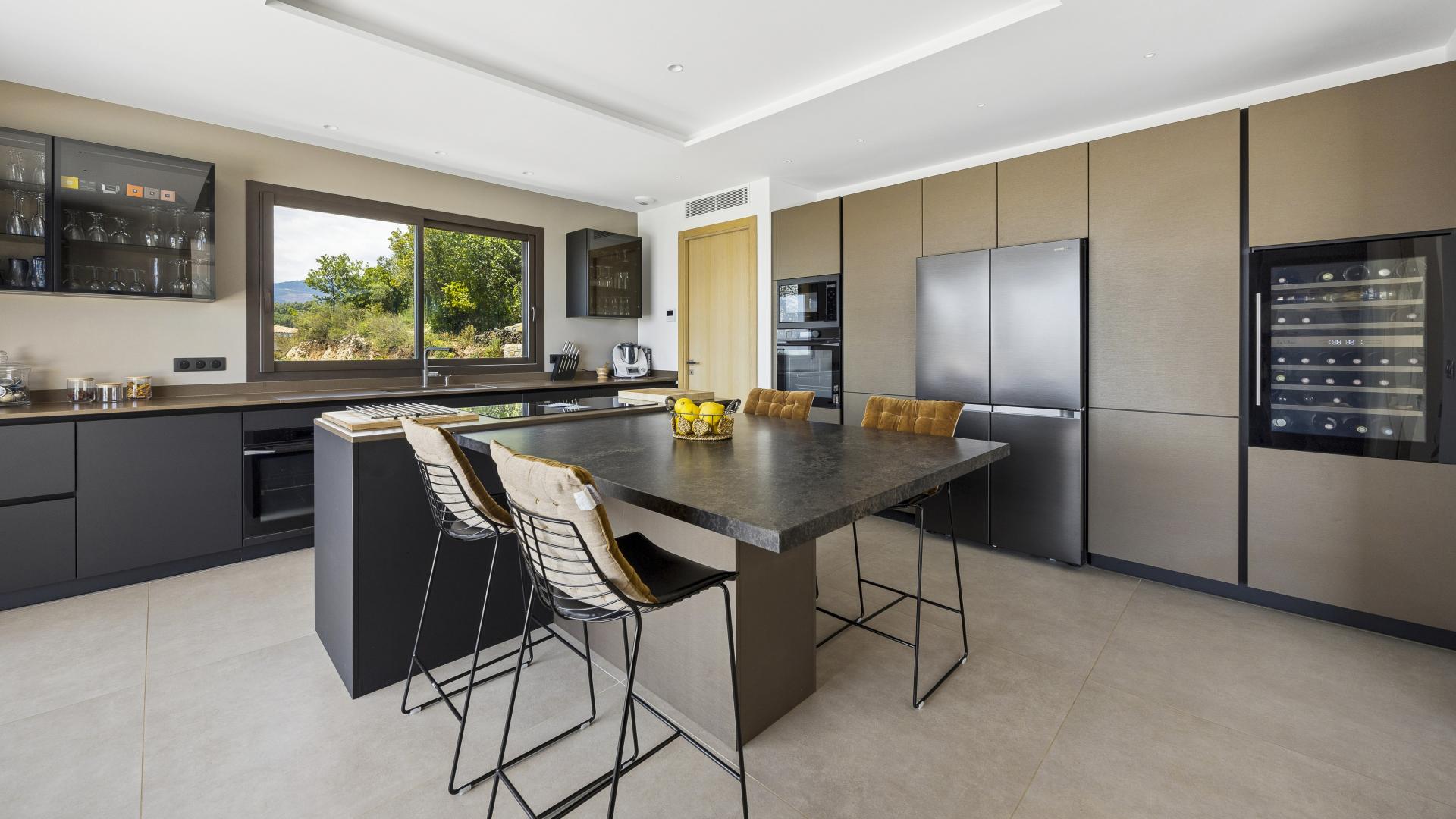 Une signature architecturale contemporaine avec panorama d'exception - 29