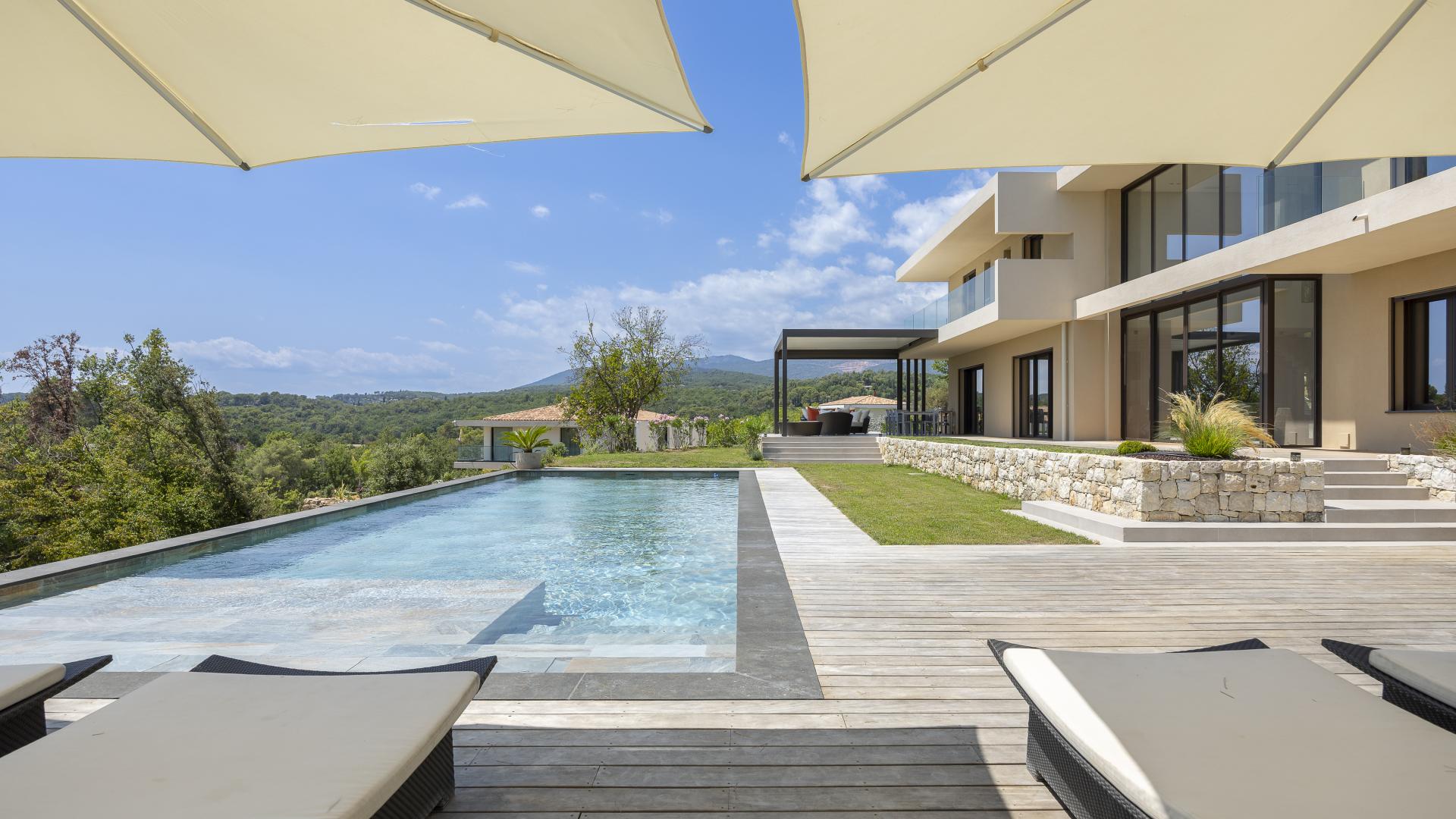 Une signature architecturale contemporaine avec panorama d'exception - 4