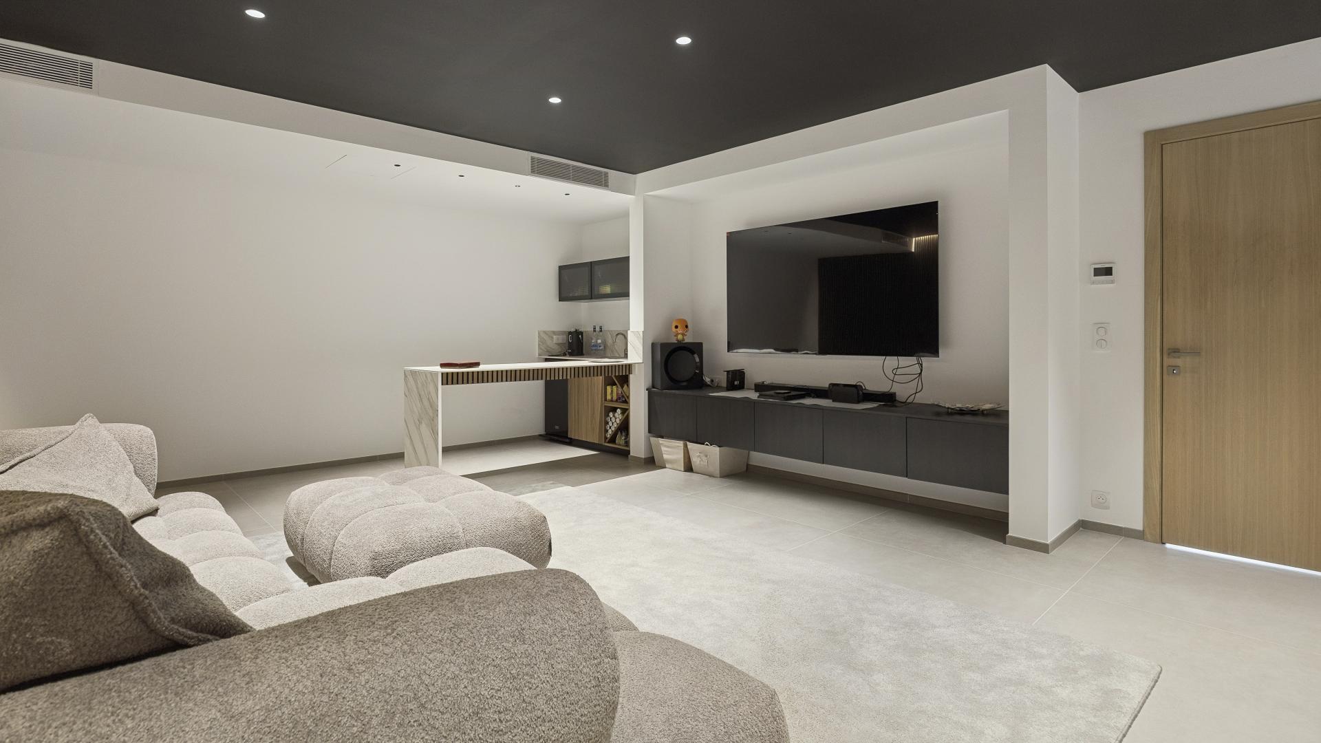 Une signature architecturale contemporaine avec panorama d'exception - 48