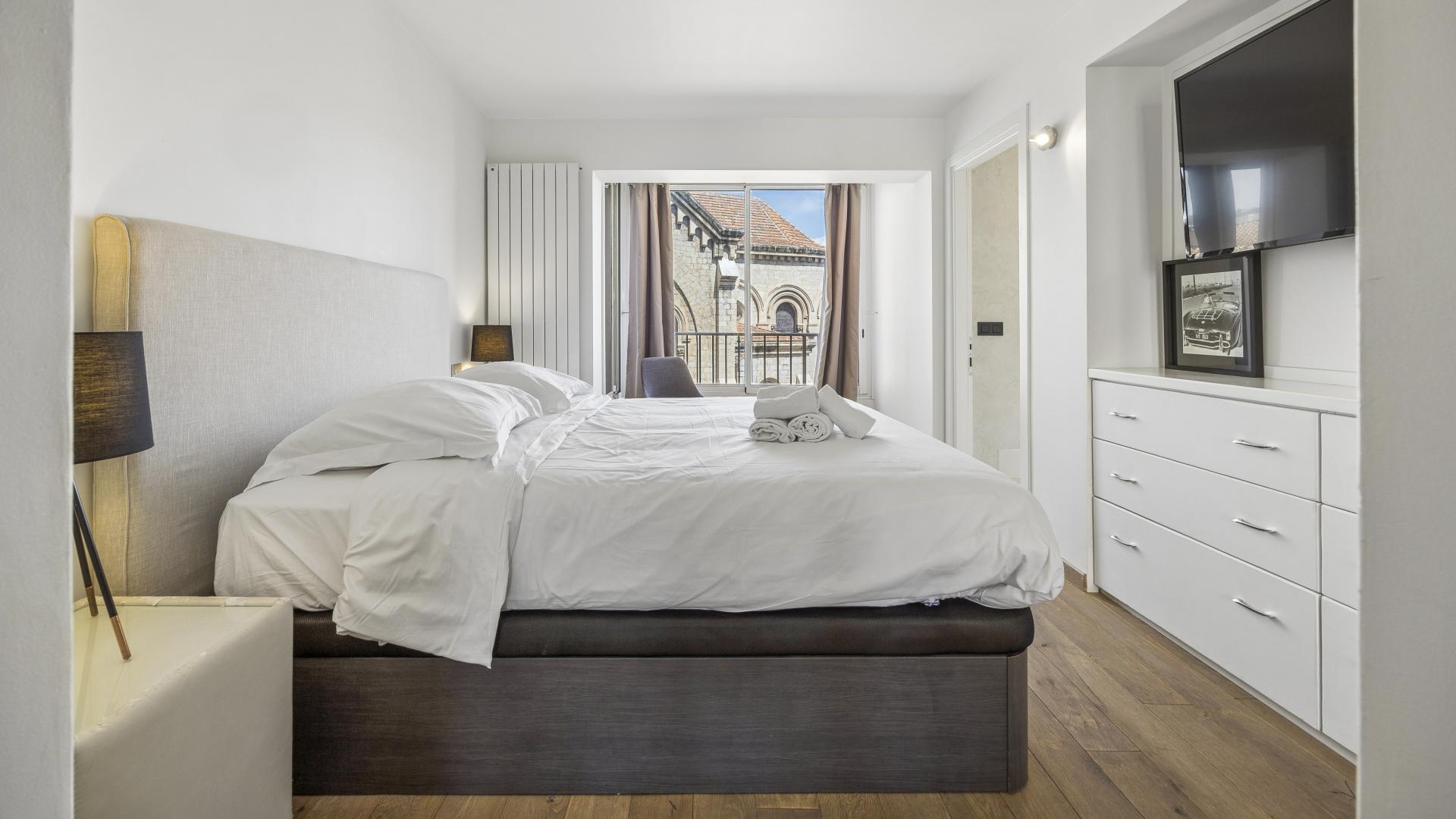 Cannes – Croisette – Wunderschöne 4-Zimmer-Wohnung mit Meerblick - 22