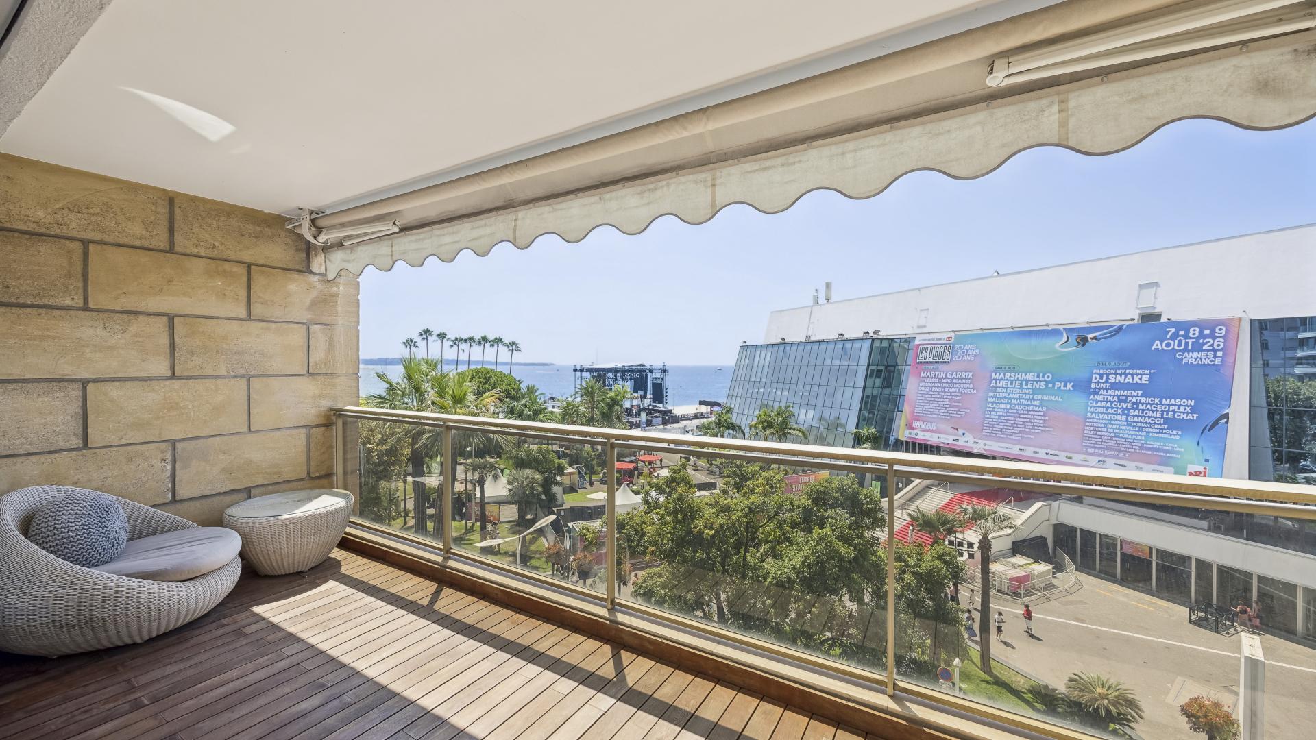 Cannes – Croisette – Wunderschöne 4-Zimmer-Wohnung mit Meerblick - 3