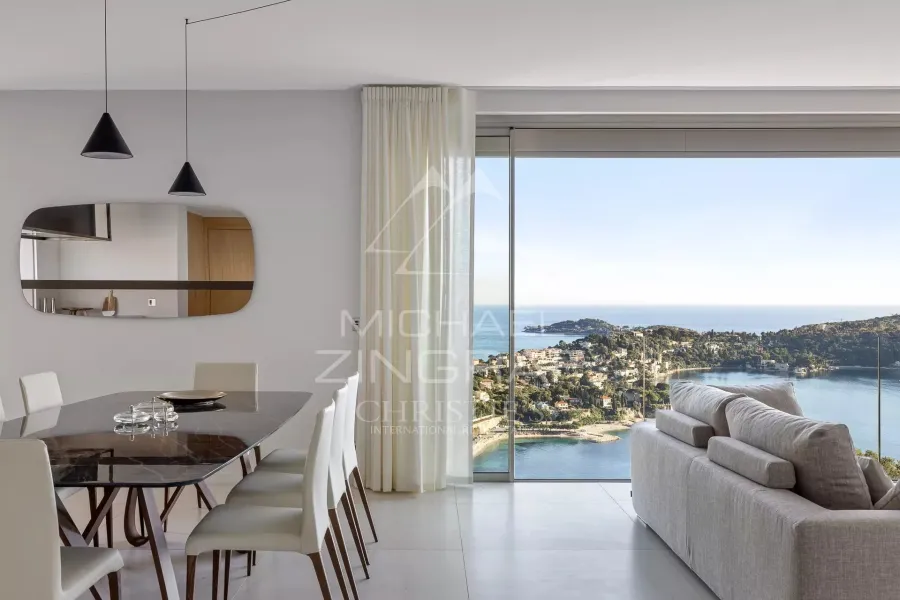 Villefranche-sur-Mer - Luxueuse villa contemporaine avec vue mer spectaculaire