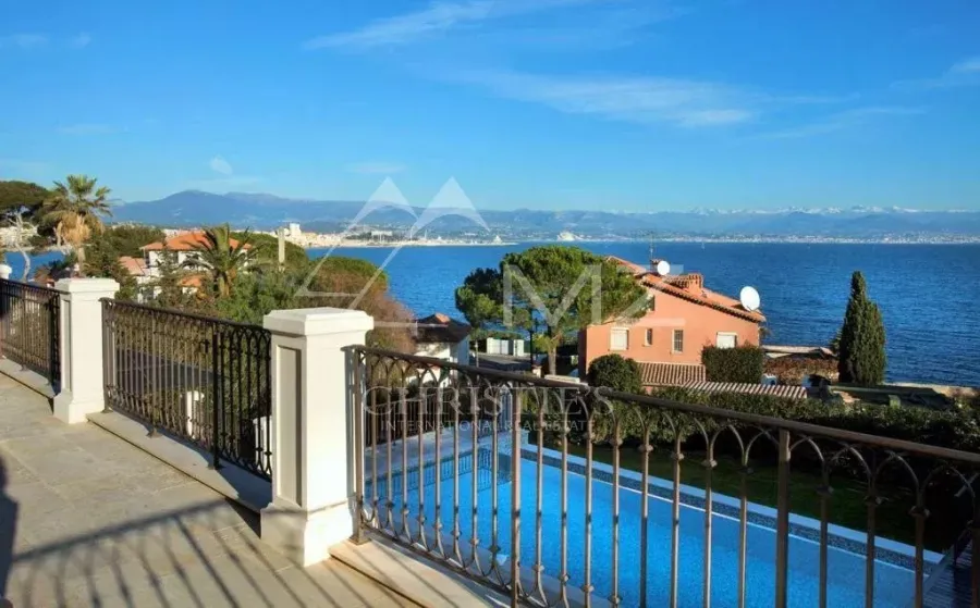 Villa Néo-provençale vue mer panoramique - 2