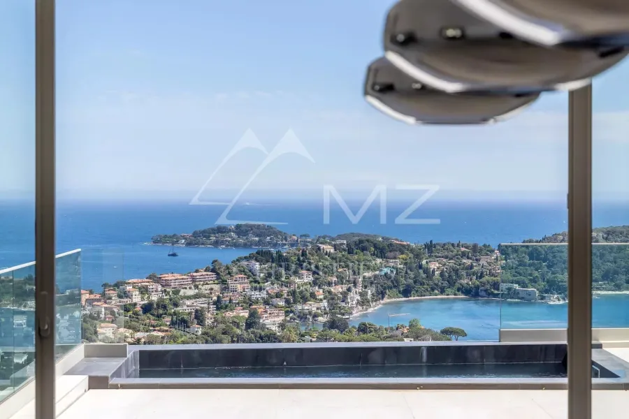 Villefranche sur Mer - Villa contemporaine luxueuse avec vue mer sur la baie - 3