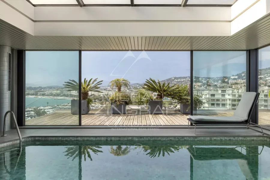 Cannes Croisette – Palm Beach – Penthouse d’exception avec vue mer panoramique